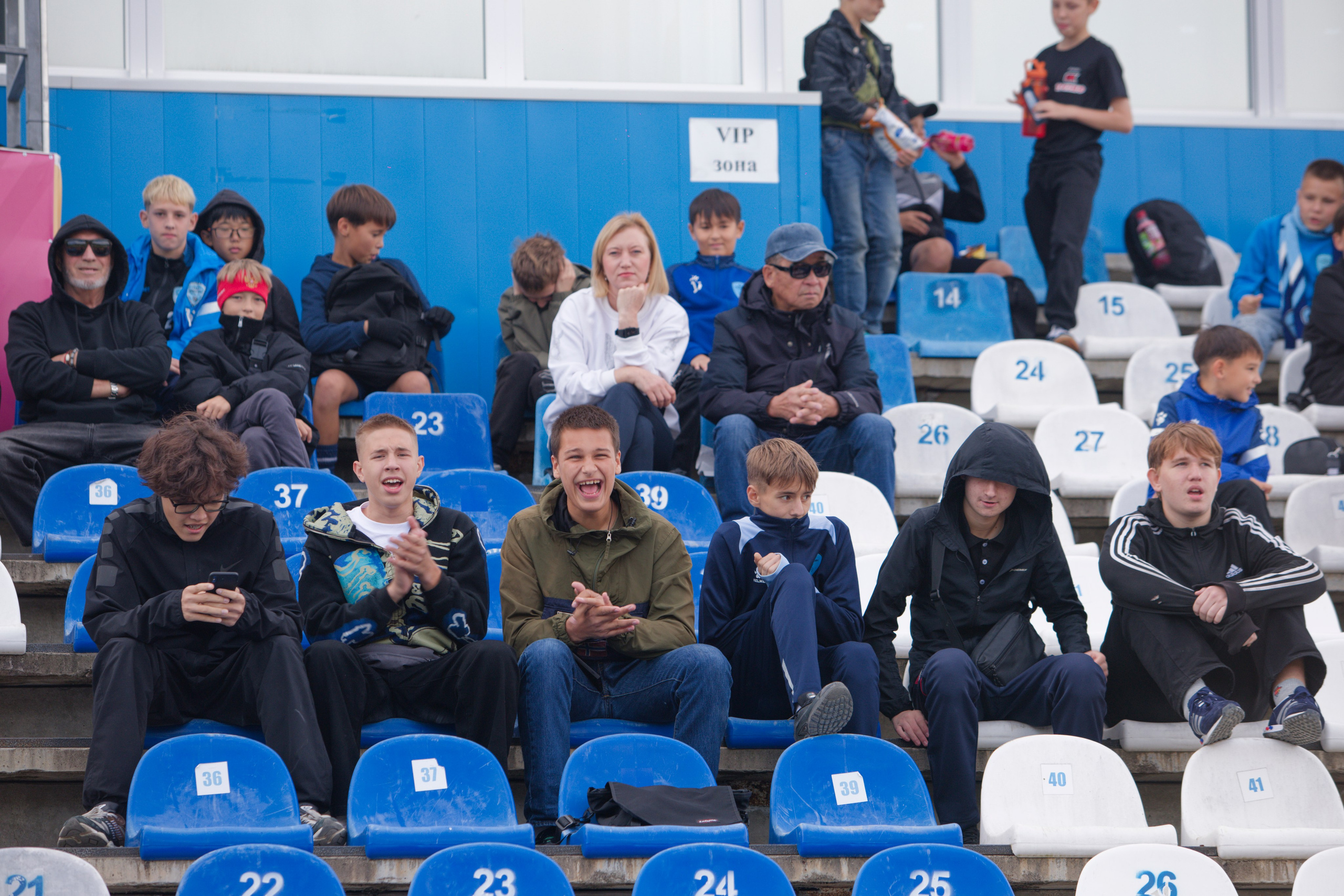 Матч ЮФЛ Сахалин-Хабаровск (U-18). Кутузов Евгений Фотограф в Южно-Сахалинске
