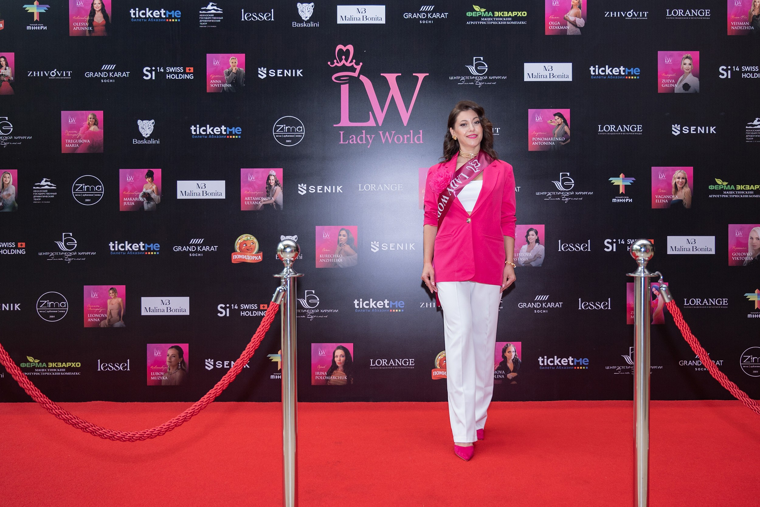 Церемония открытия Конкурса красоты «LADY WORLD» 2024. Фотографирую счастливых людей в Сочи
