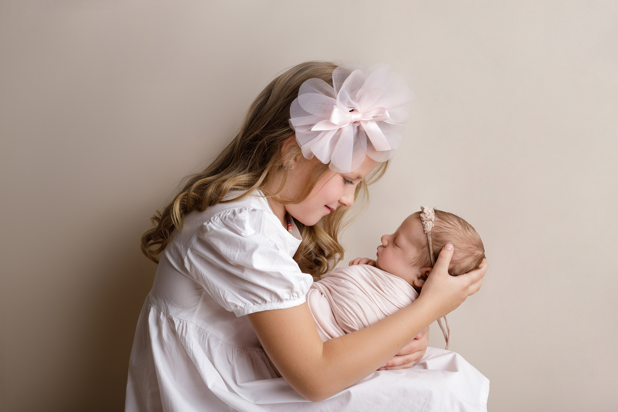 Семейные кадры newborn. Фотограф новорожденных в Ярославле Ольга Зимина