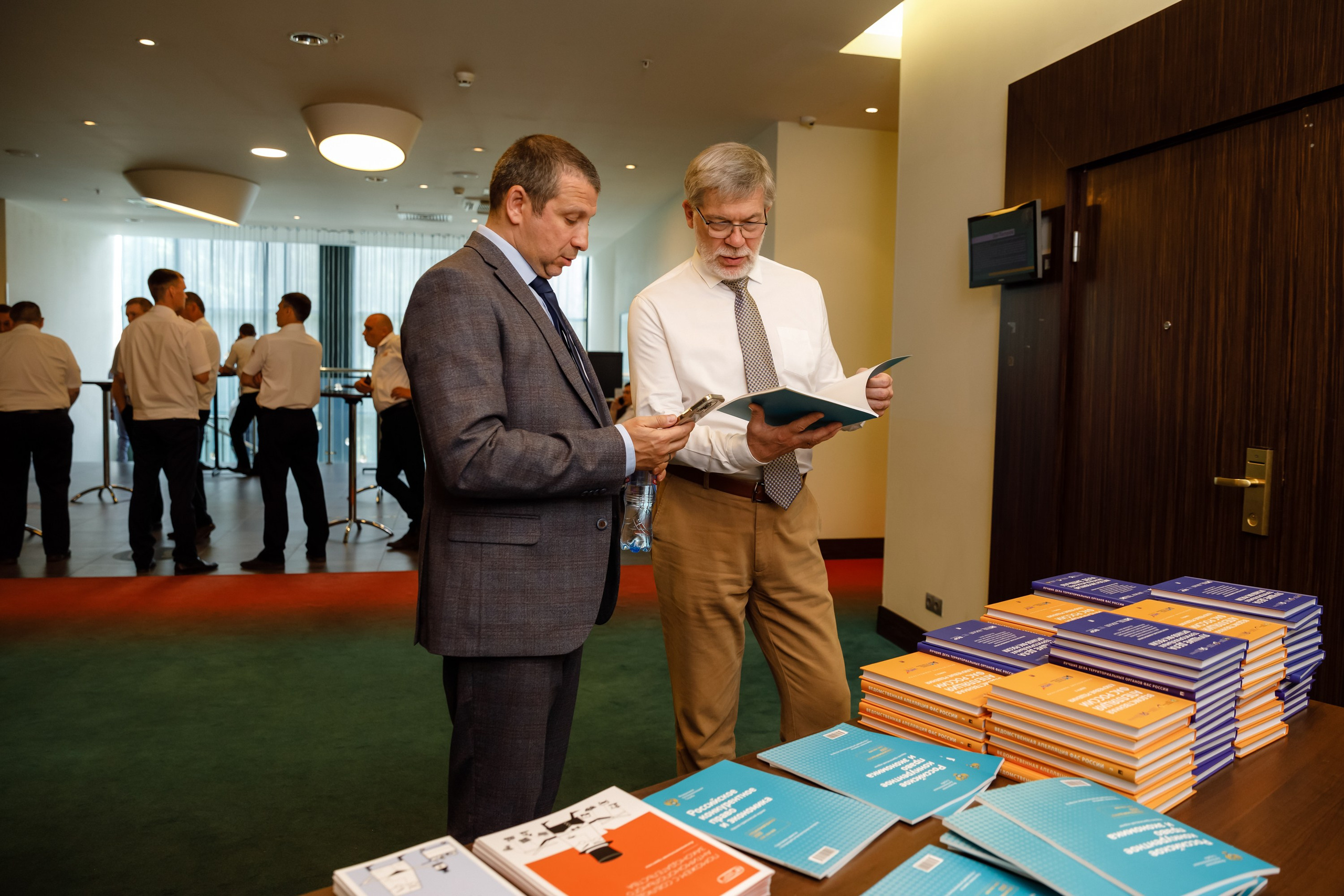 Конференция. COSMOS. Свадебный фотограф в Ярославле Анастасия Архипова