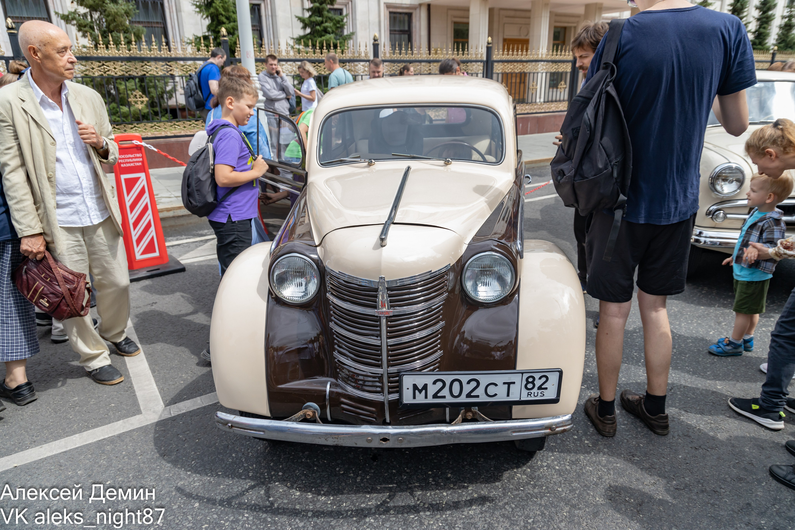 Ретро парад трамваем Москва 2023. Репортажный, семейный и студийный фотограф в Москве Демин Алексей