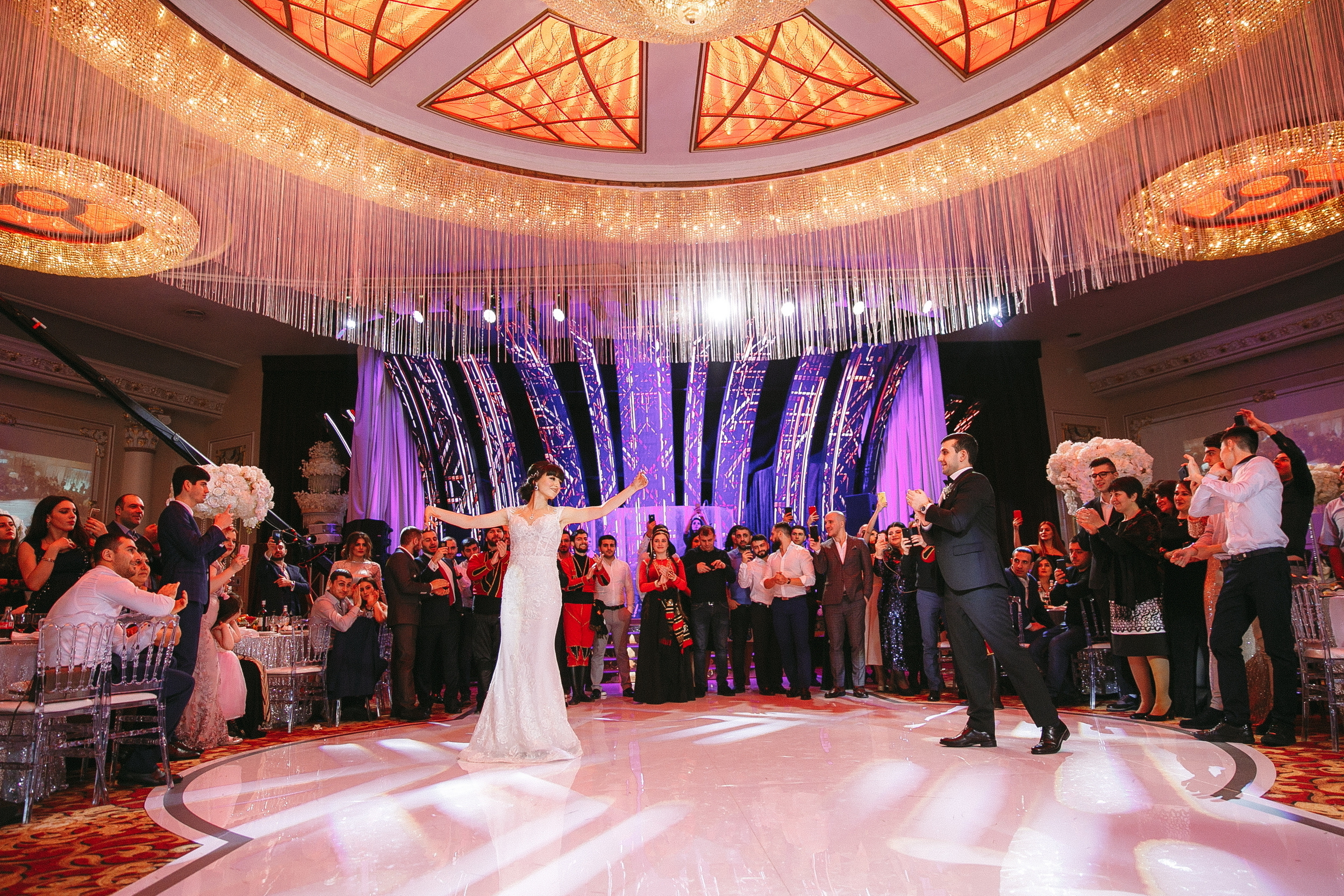 Свадебная фотосессия Ресторан Paradise в Москве для Севак и Наны