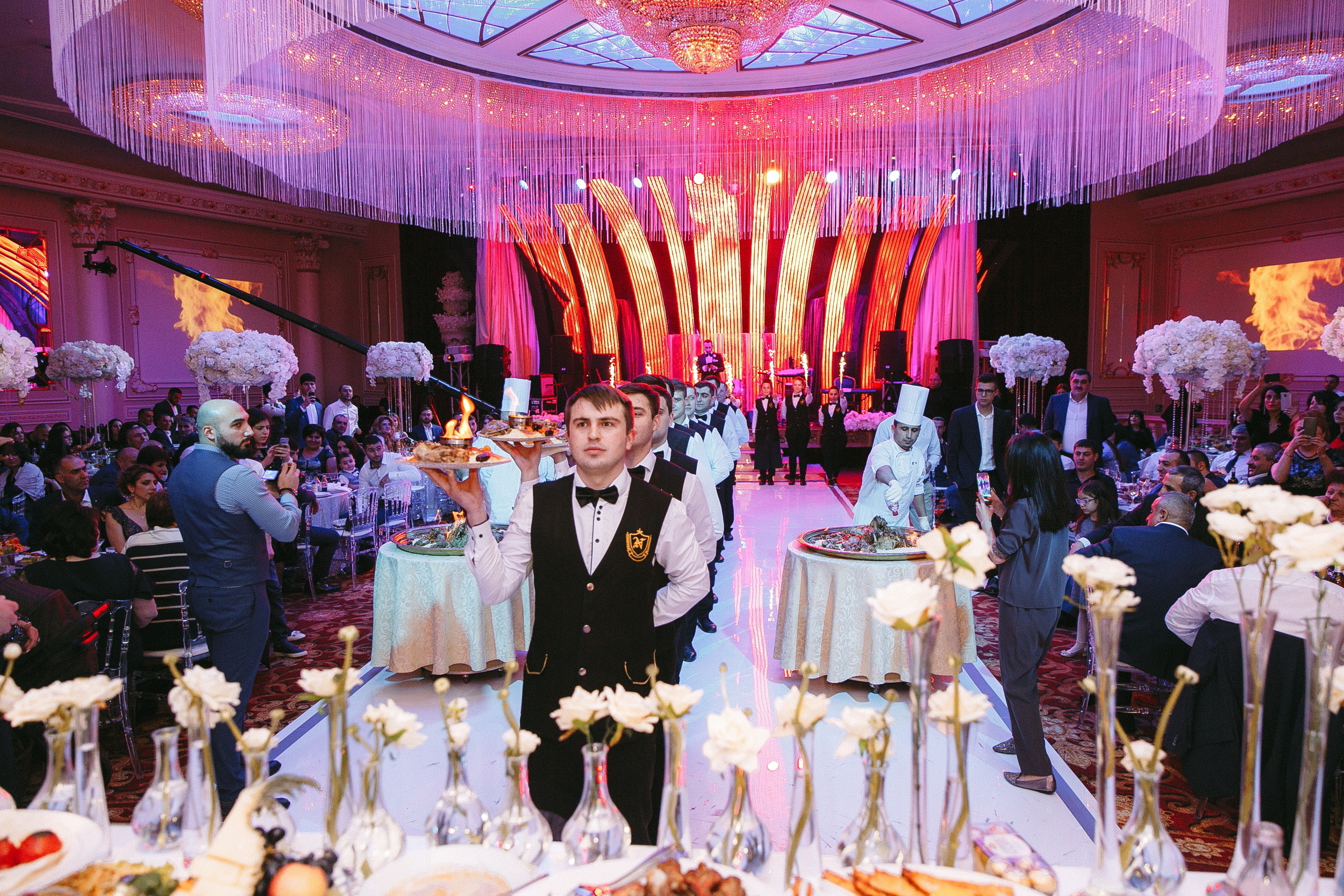 Свадебная фотосессия Ресторан Paradise в Москве для Севак и Наны