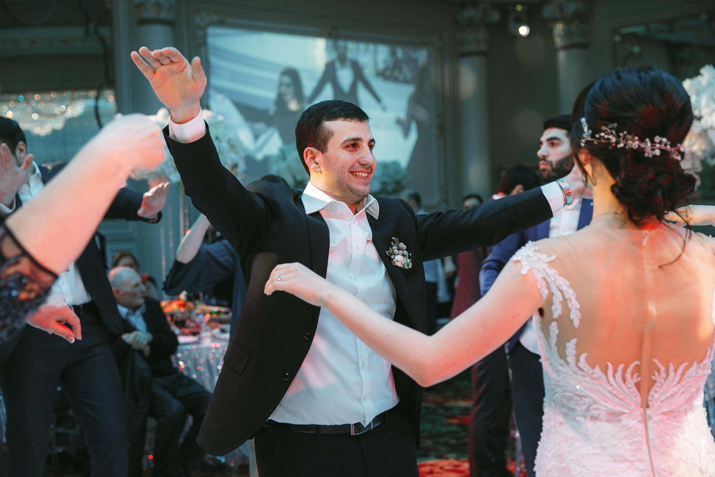 Свадебная фотосессия Ресторан Paradise в Москве для Севак и Наны