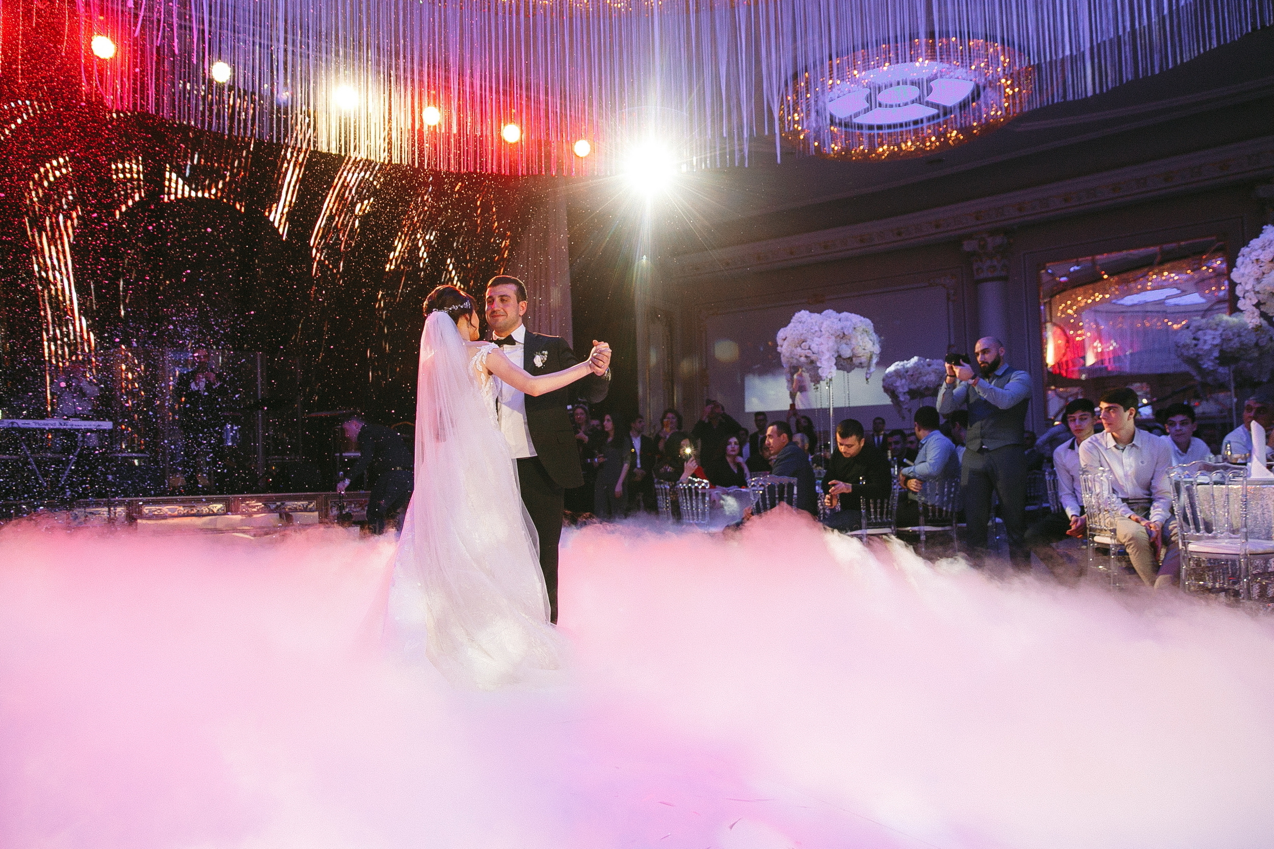 Свадебная фотосессия Ресторан Paradise в Москве для Севак и Наны