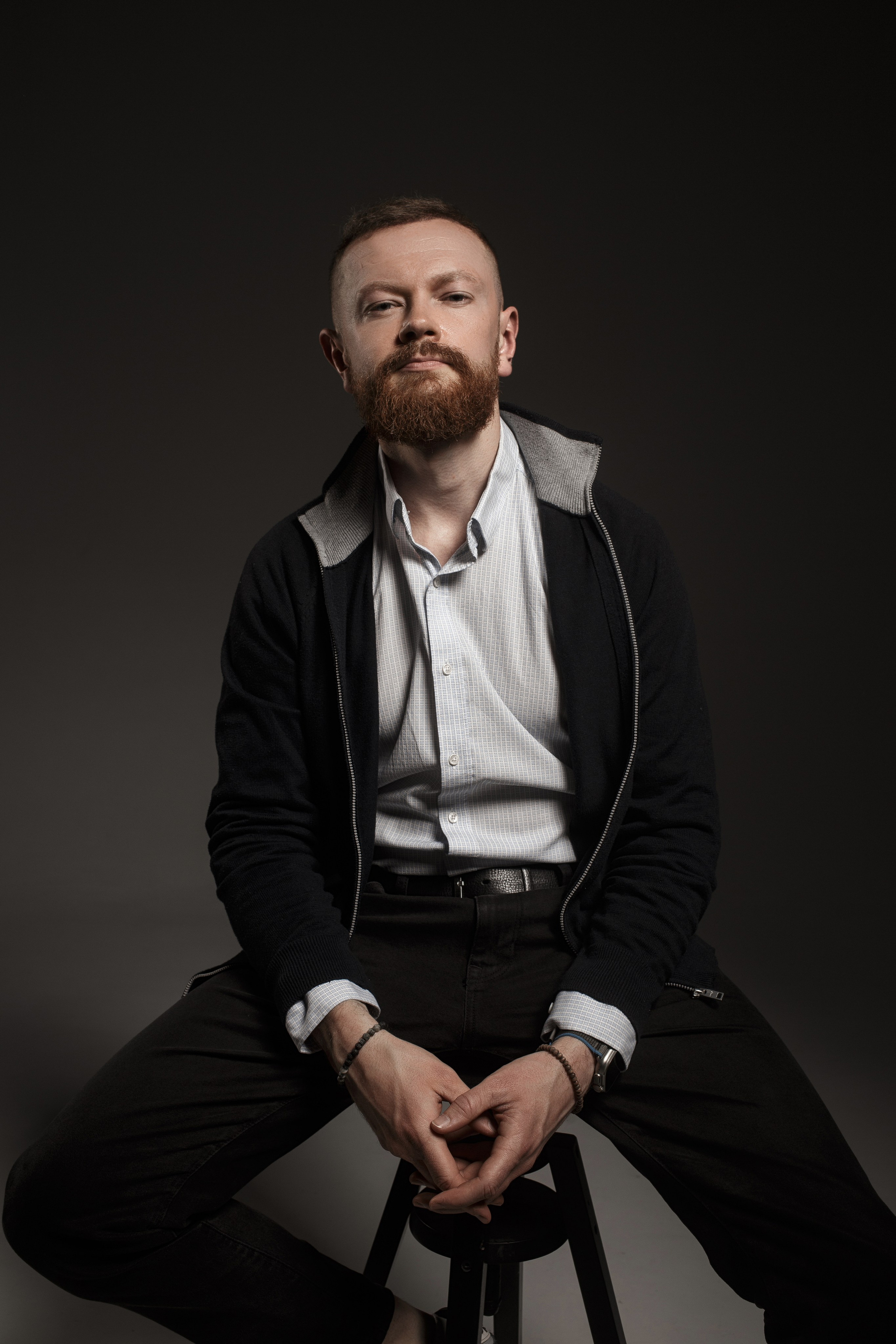 Фотография руководителя для использования в социальных сетях и на сайте компании