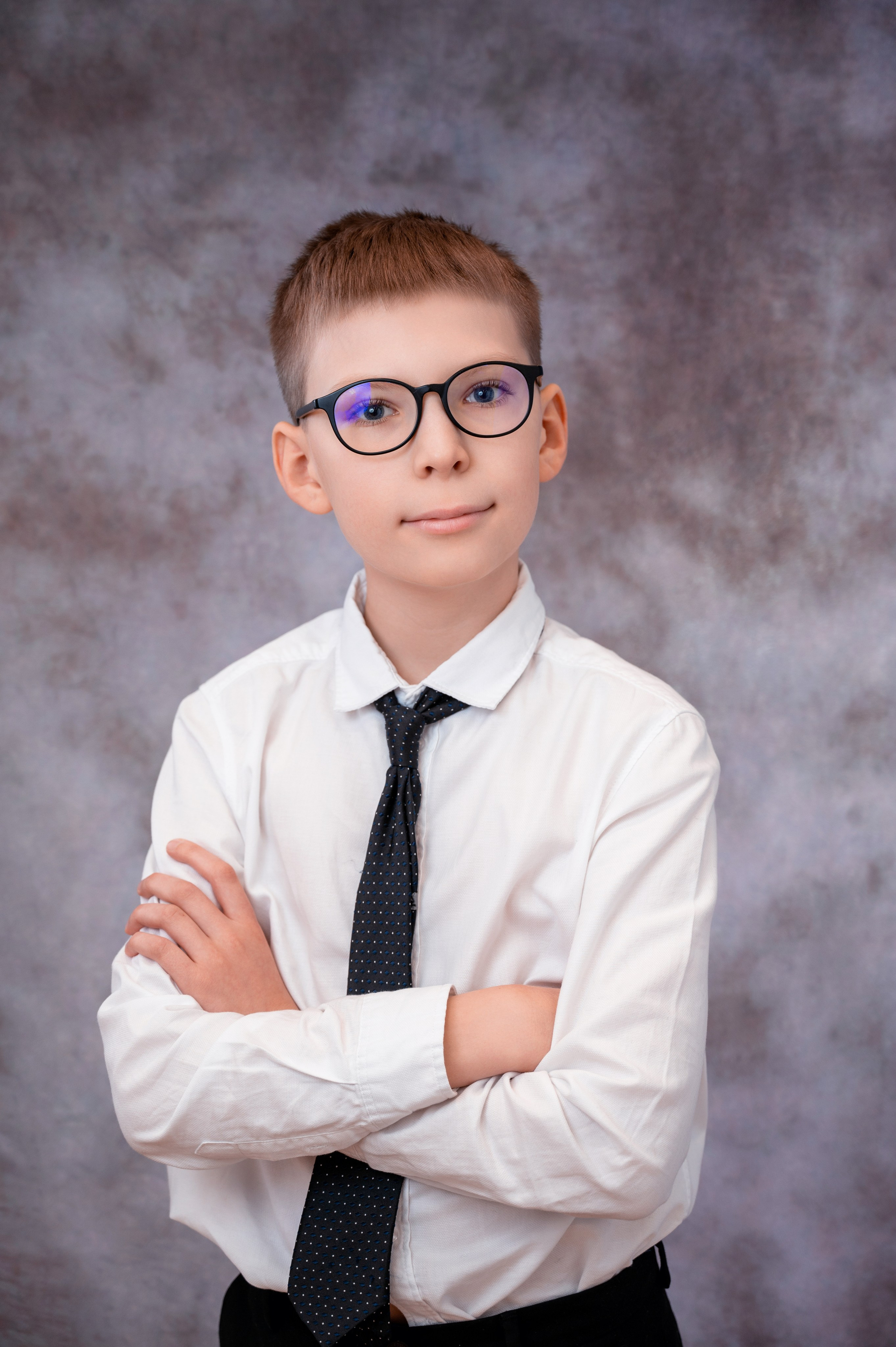 Фотографии выпускников младшей школы Гимназия 2. Детский фотограф. «Ожившие» фото, г. Нижневартовск