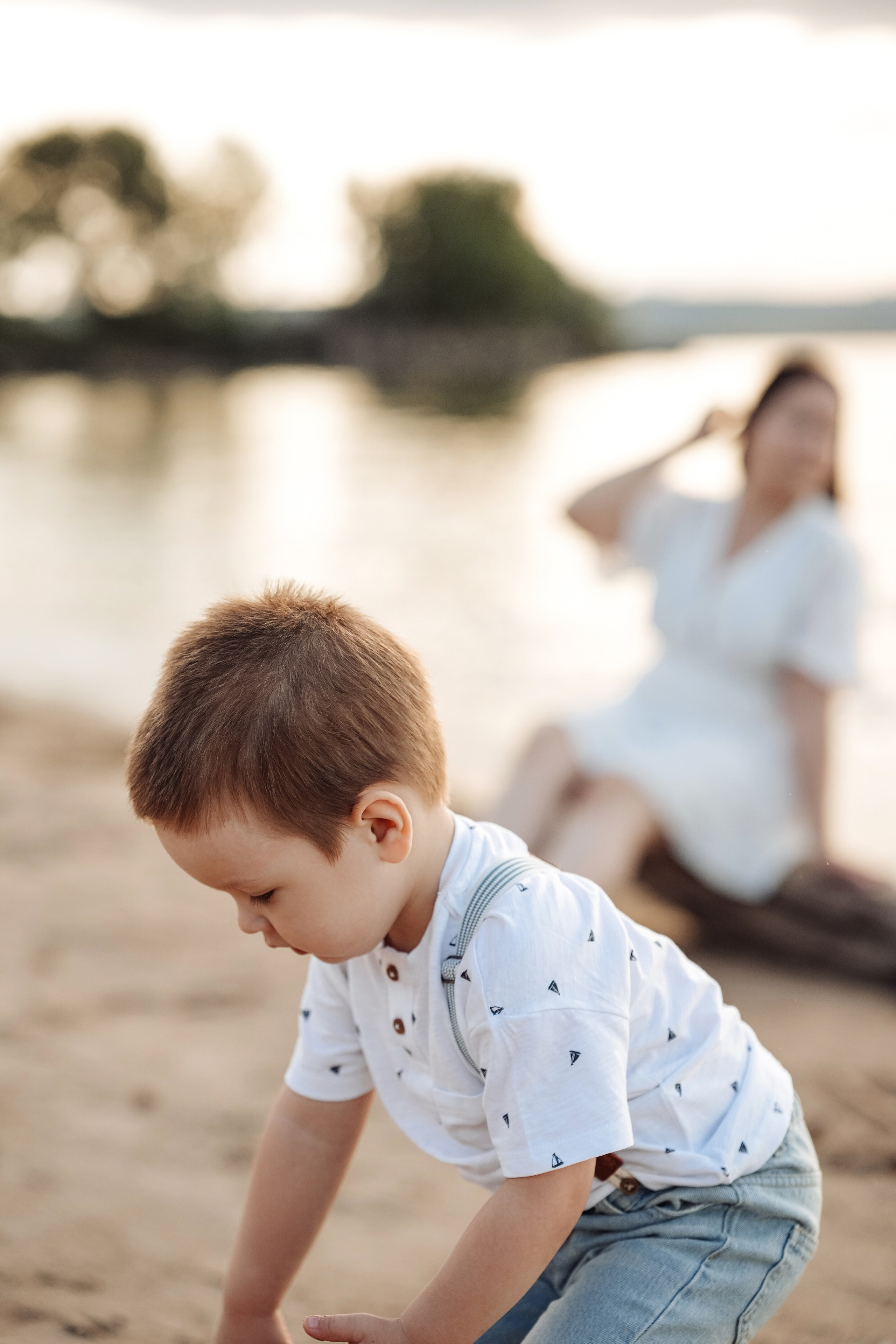 Берег Волги семья лето. Семейный и свадебный фотограф в Ульяновске Арина Авдеева