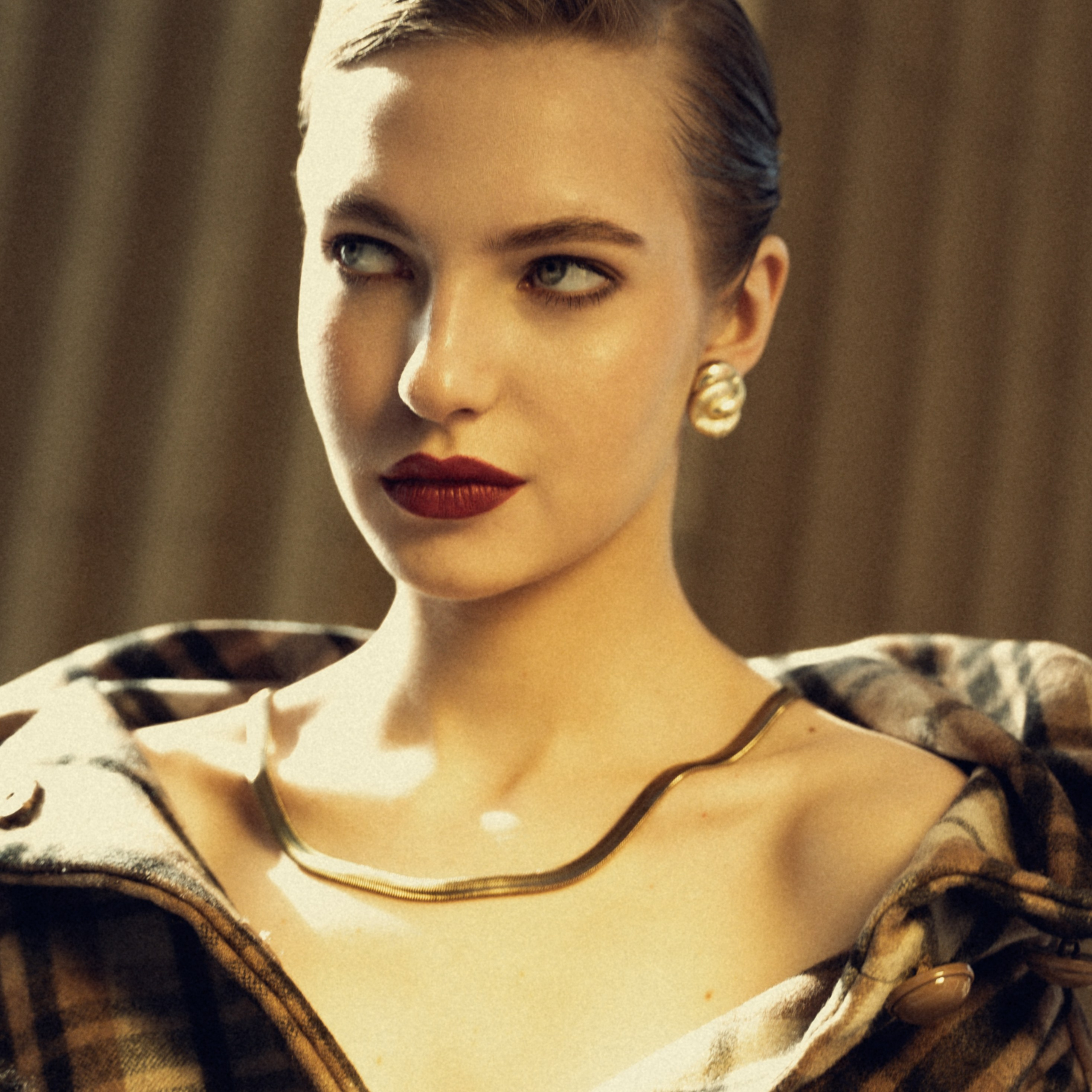 MARIA. TUTSARKIS — Art Director | Stylist | Photographer