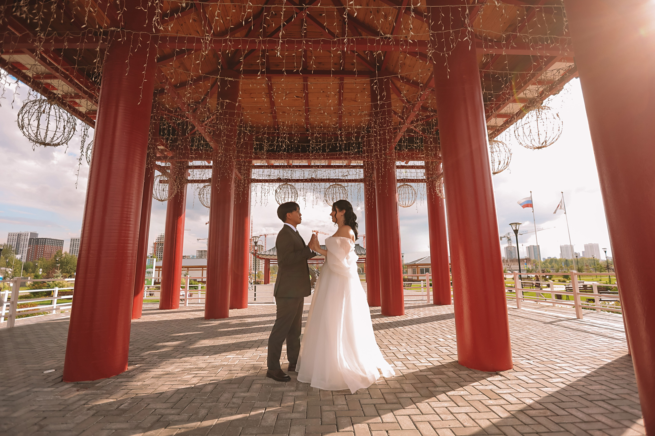 Айвазовский и парк дружбы народов. Семейный фотограф Тюмень, фотограф на роды Салмина Мария