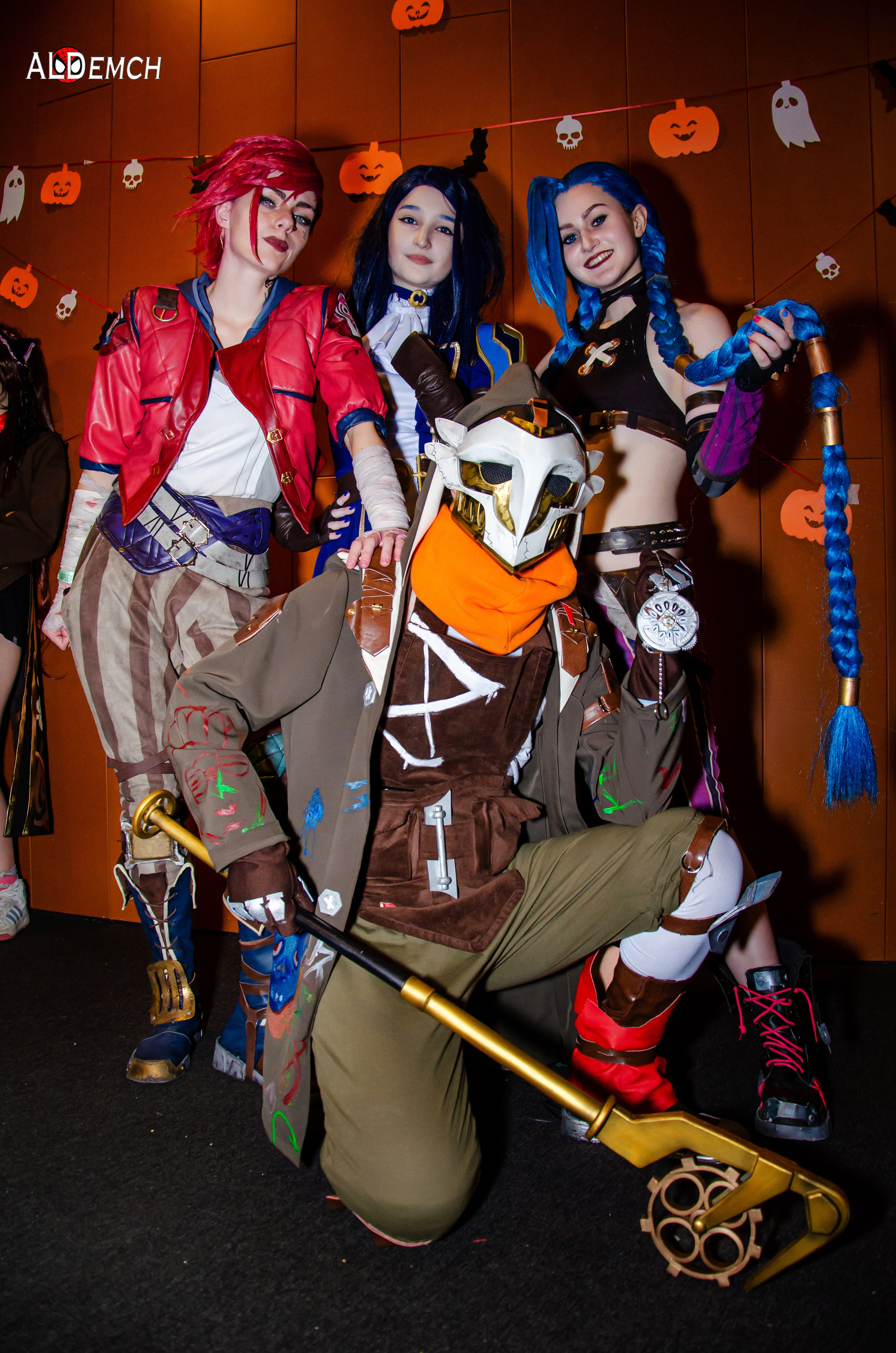 Аркейн, Ви, Джинкс, Лига Легенд персонажи косплей фото