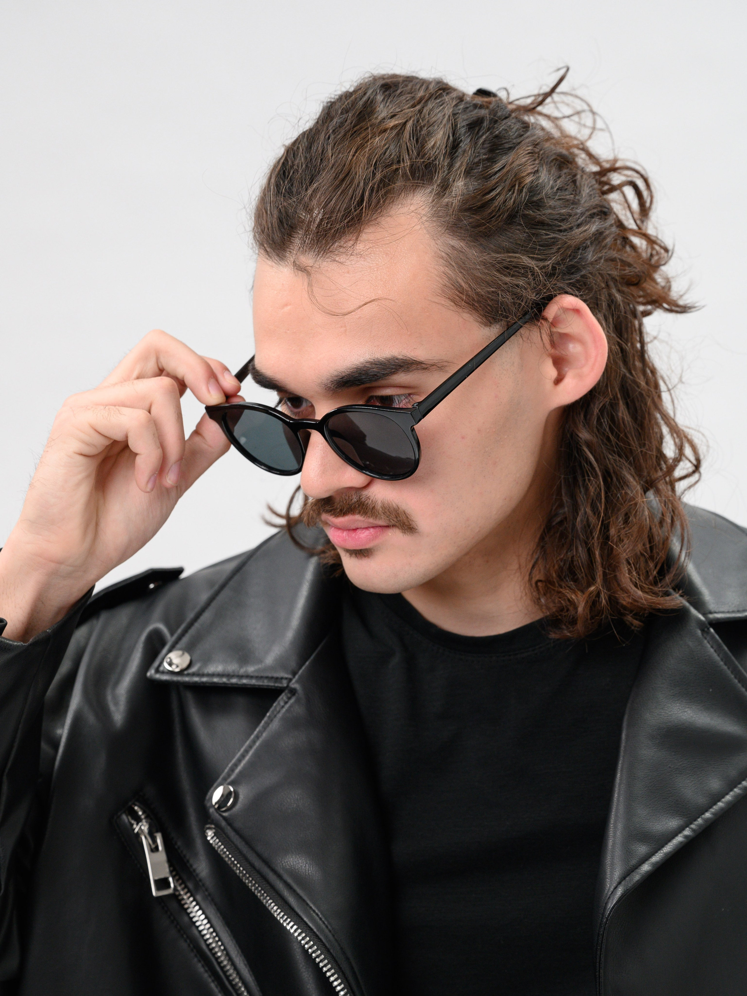 Каталог Мужчины. Студия рекламной и предметной съемки товаров WELKO Studio