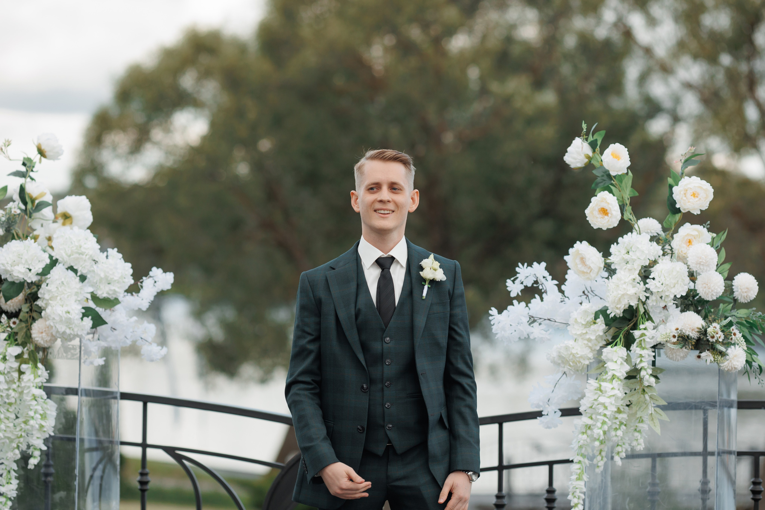 Регистрация в отеле Fish Point, ЗАГС Бутово, прогулка в Остафьево. Свадебный и репортажный фотограф (Москва, Королев и другие)