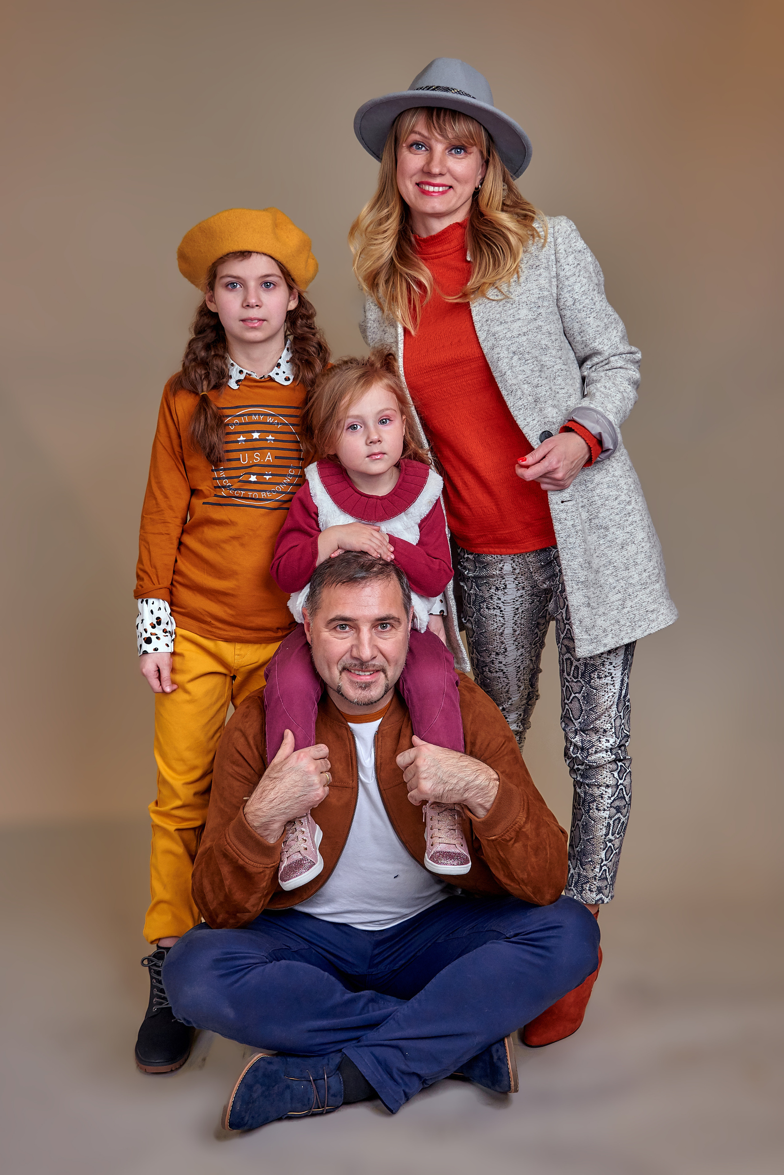 Детская и семейная фотосессия в Москве. Свадебный Семейный и детский фотограф из Москвы Виталий Мишутин