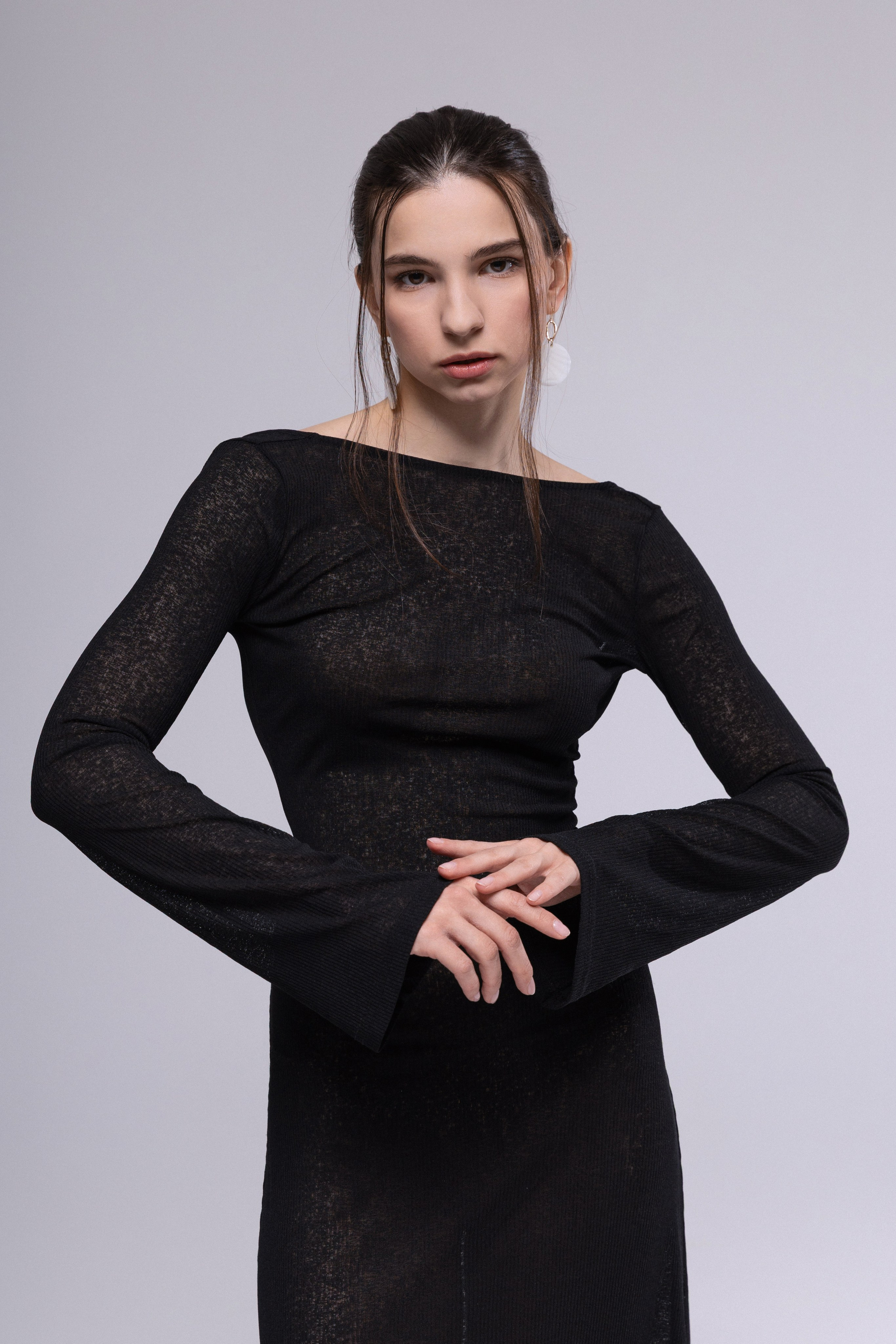 Каталожная фотосъемка на циклораме с моделью под ключ фотосъемка в белье 