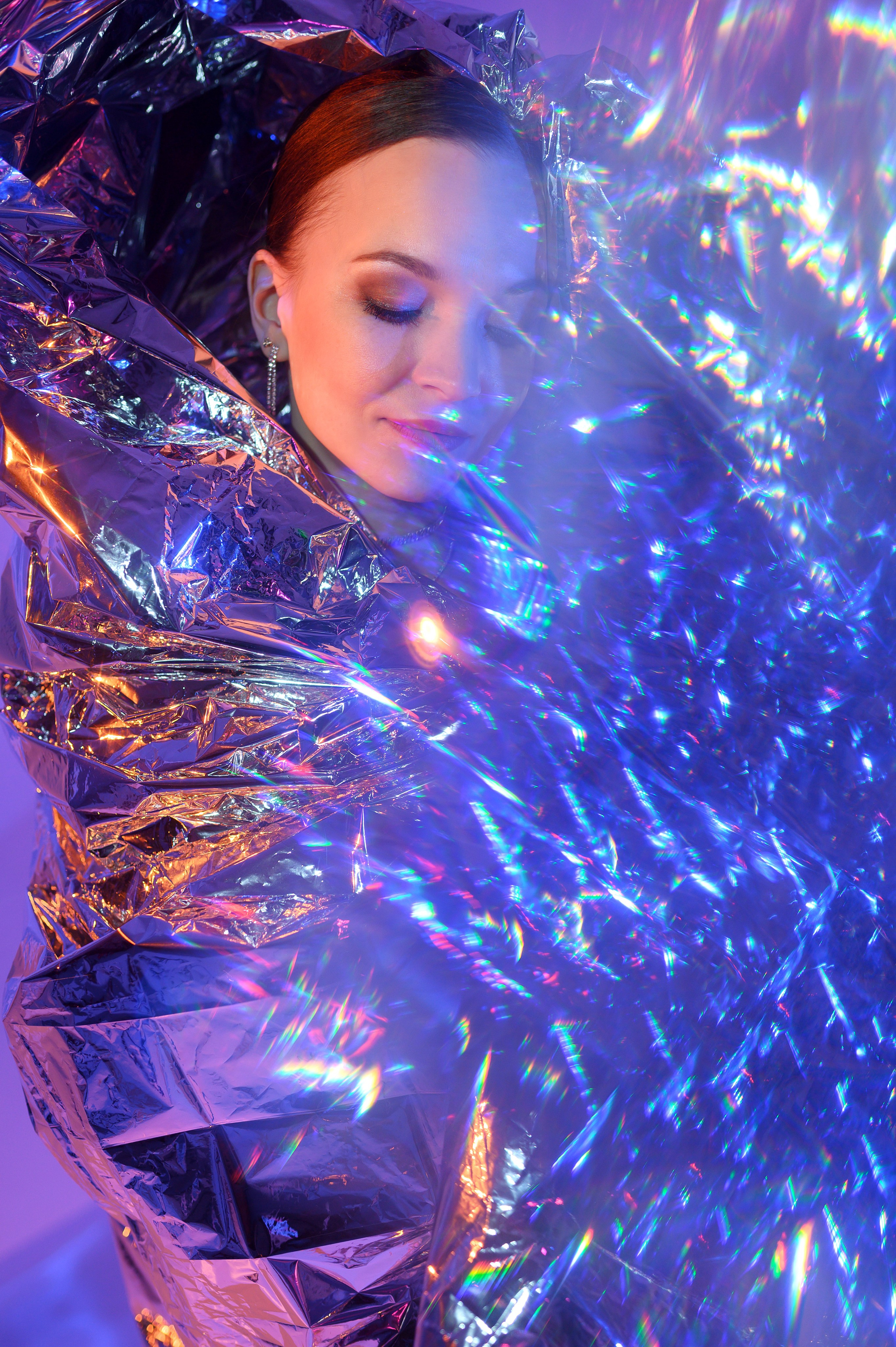 Портретная фотосессия с гибким зеркалом в студии