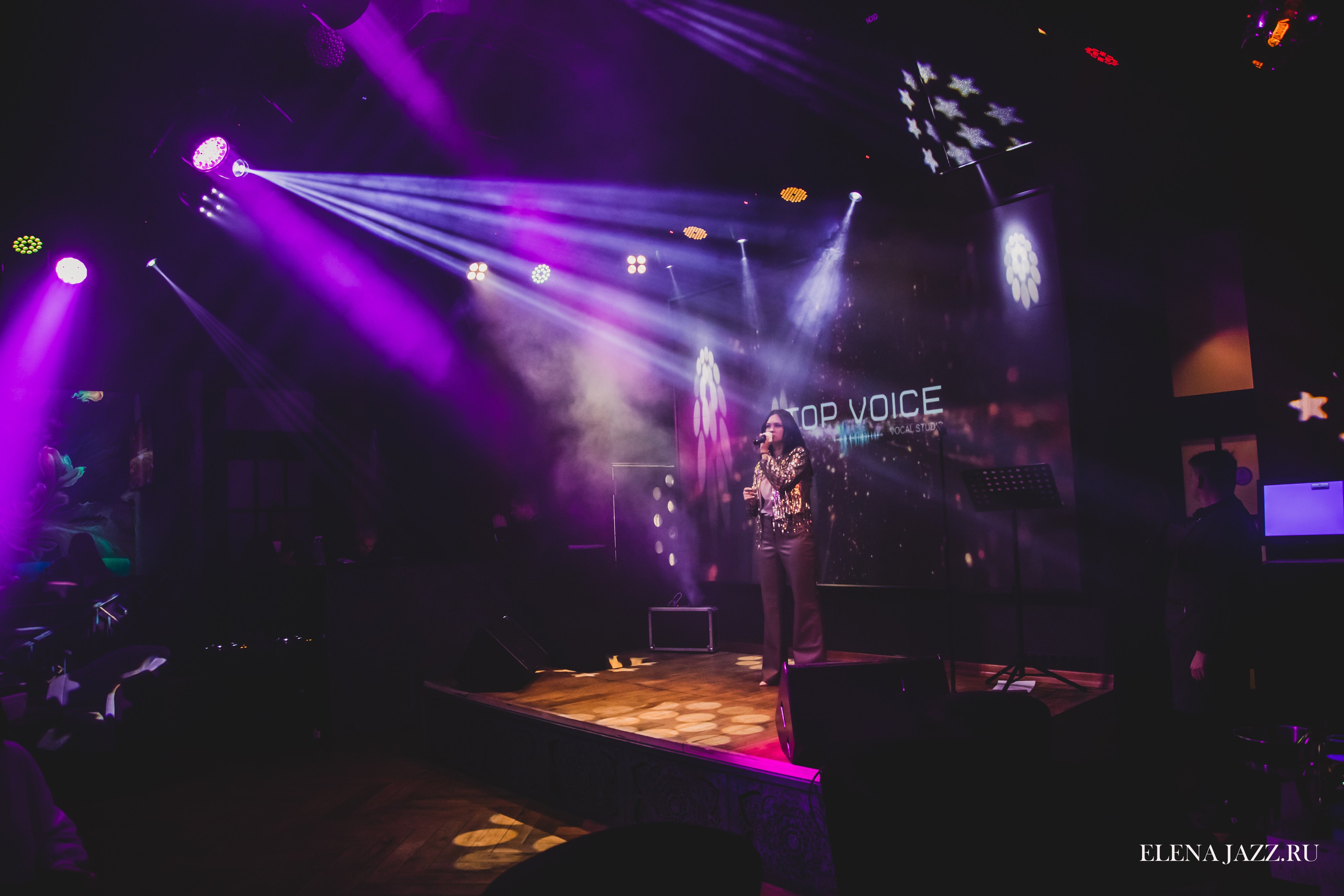 Отчетный концерт студии «TOP VOICE». Репортажный фотограф Елена Джаз в Москва
