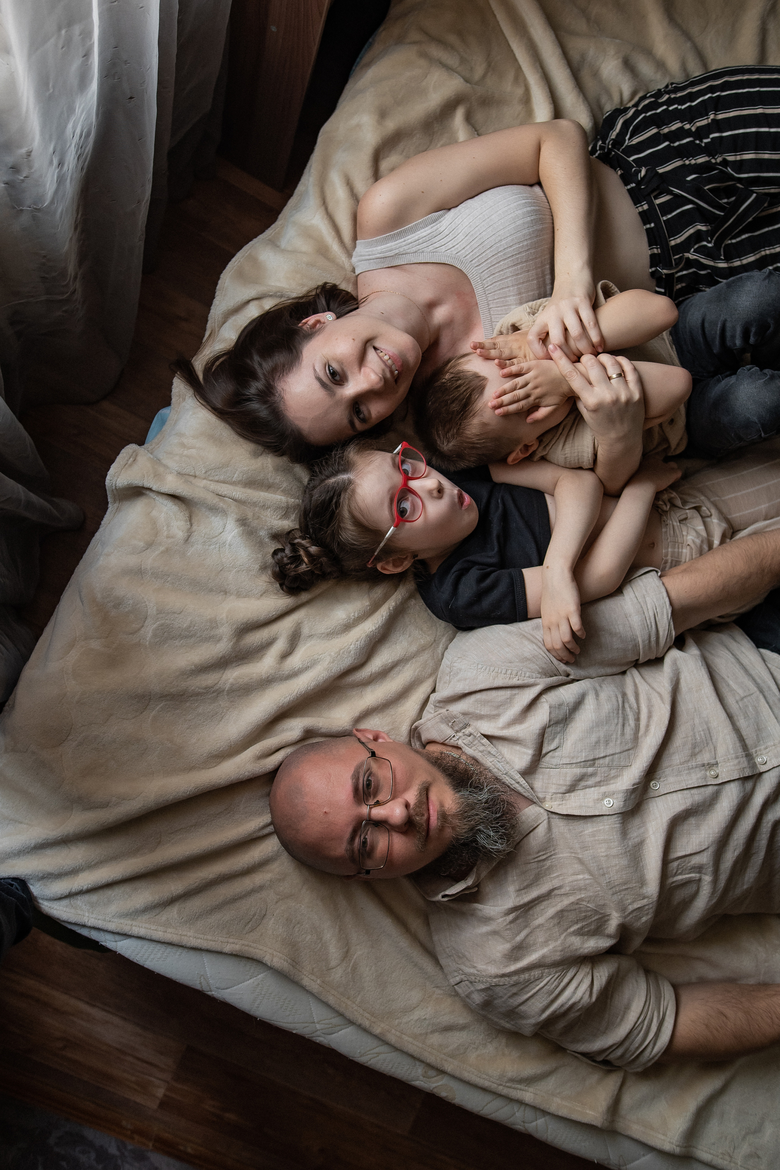 Алеся, Андрей, Варя, Юра. Www.ostermiller.ru