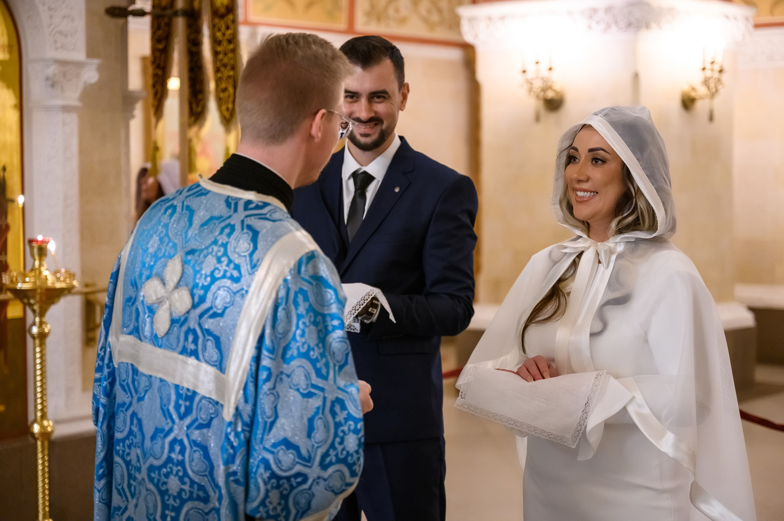 Свадьба Венчание Храм Христа Спасителя. Свадебный фотограф Москва Юрий Кульман