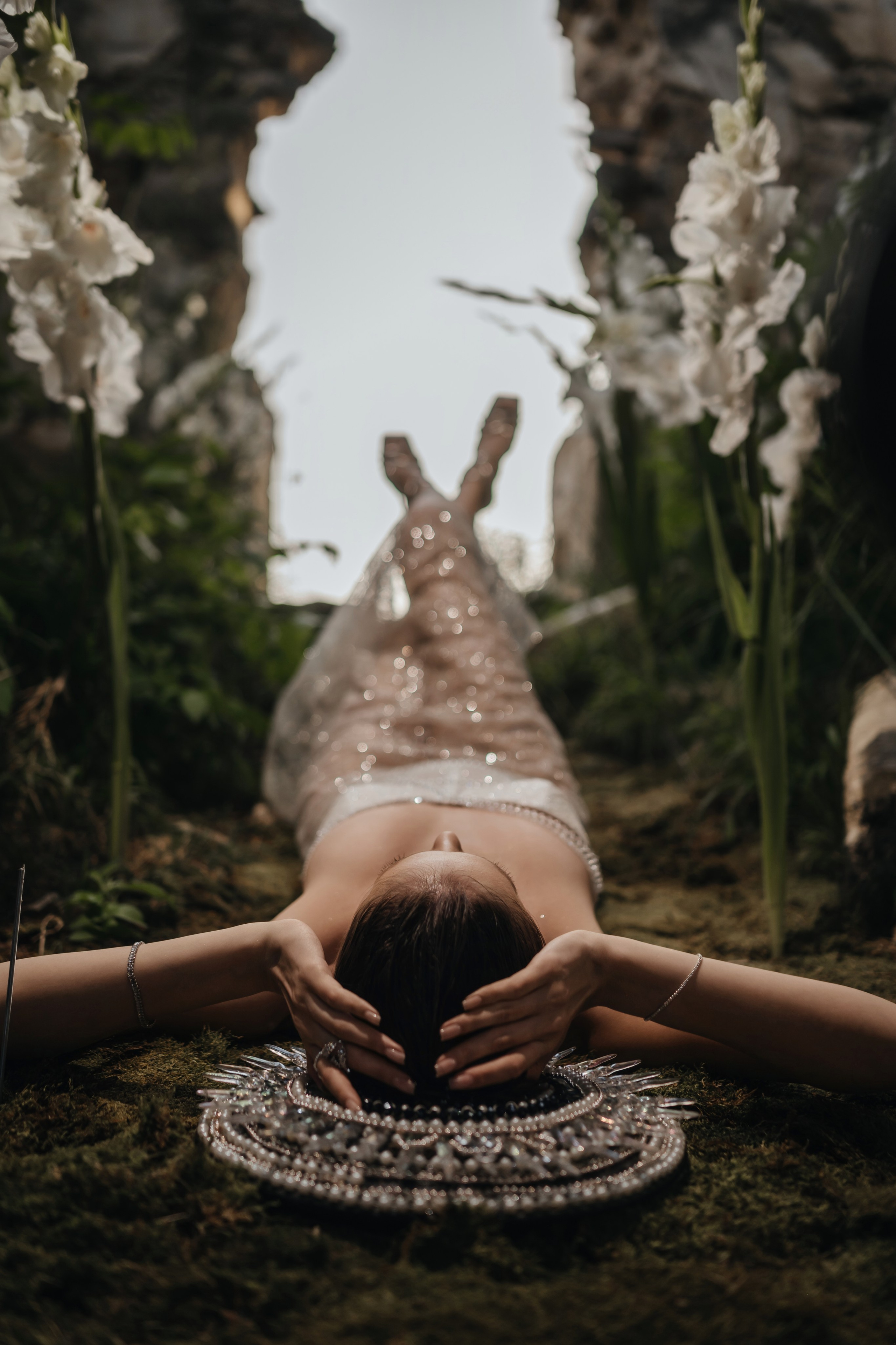 Свадебная фотосессия, свадьба, лавстори, утро невесты, совместные сборы, идеи для фотосессии, жених и невеста, позирование, позы для фотосессии, свадебные сборы, сьемка в студии, свадебная съемка, тренды свадьба, свадебные тренды, свадебный декор, позинг,свадебный макияж, детали, детали на свадьбу, приглашения на свадьбу, свадебная причёска, невеста, фото невесты