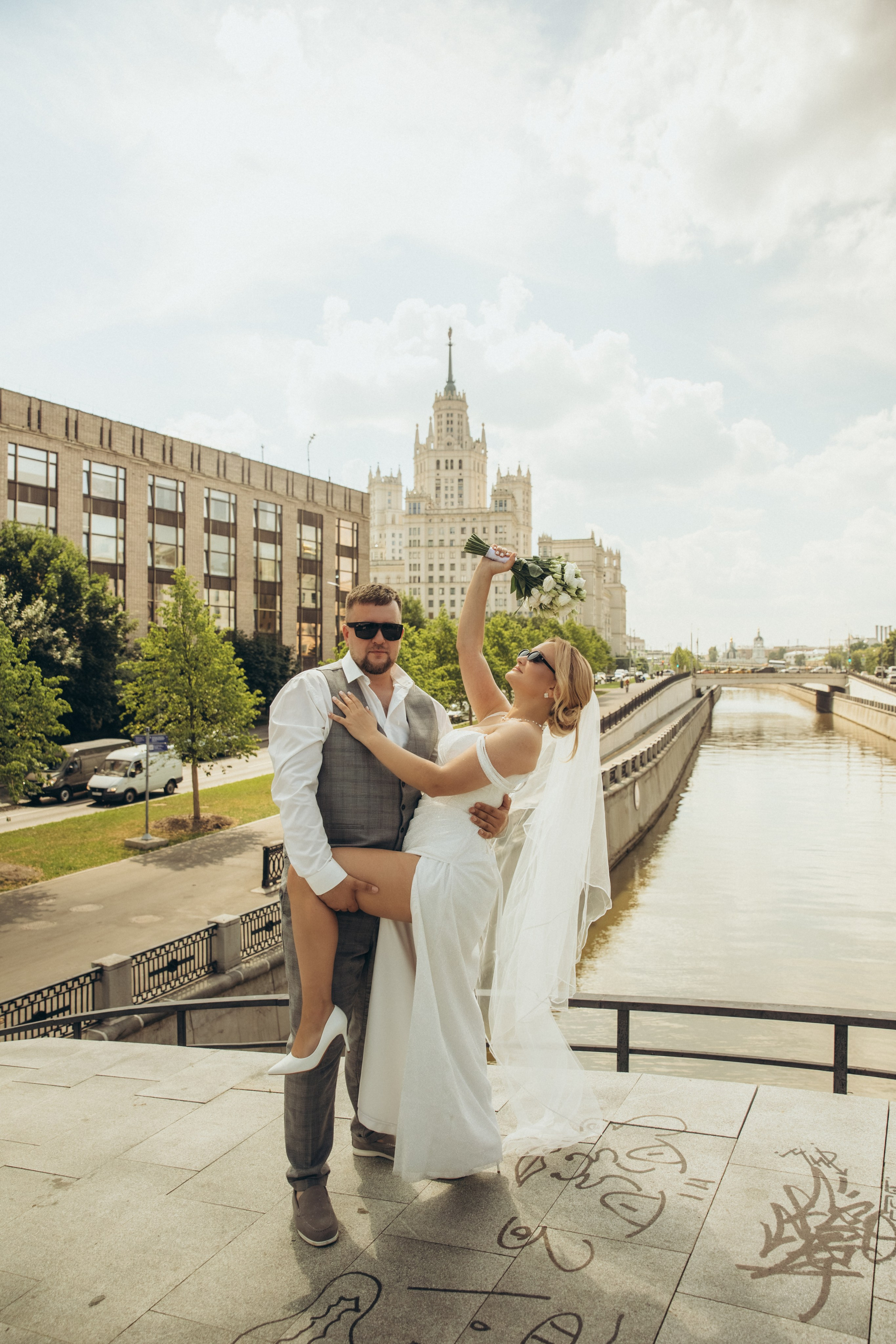 Тессинский мост свадьба. Свадебный и семейный фотограф Москва и Московская область