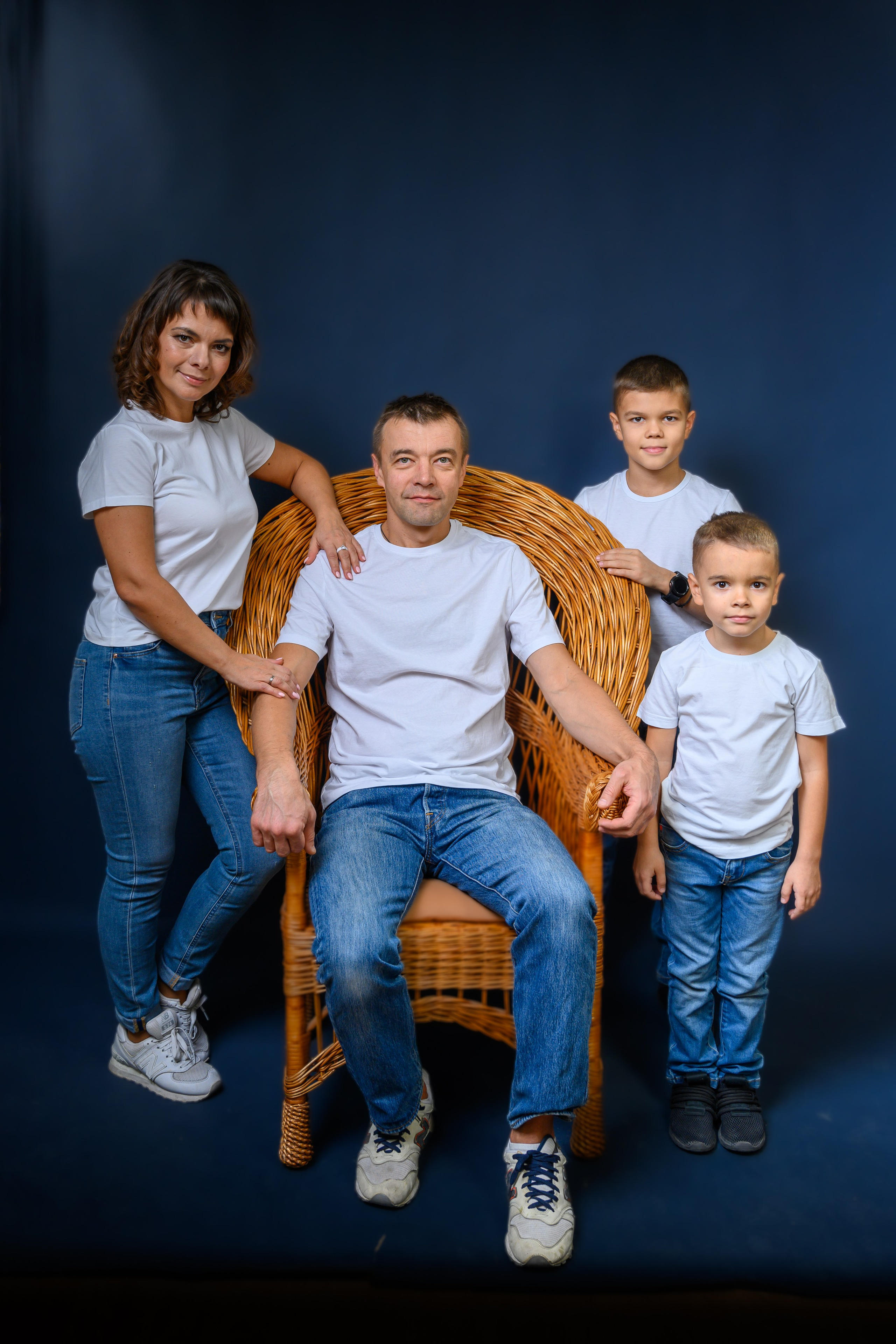 Леокадия, семейная фотосессия. Фотограф Андрей Зикеев, фотостудия AzArt Studio в Москве