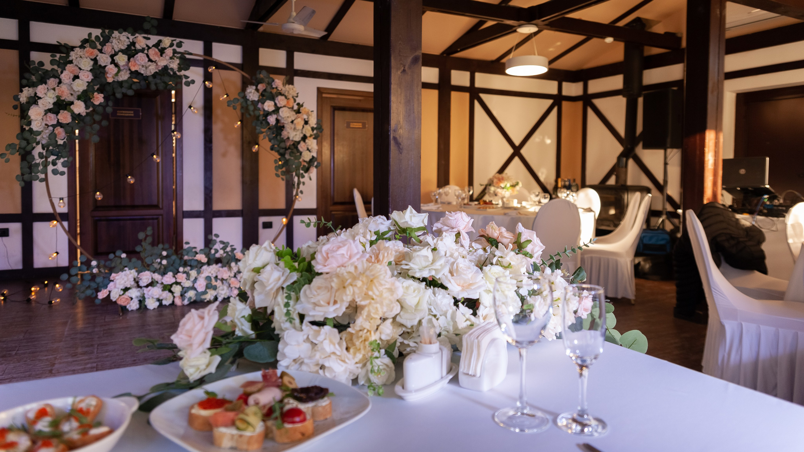 Александр и Ксения. Фотограф в Екатеринбурге Артём Зайнетдинов