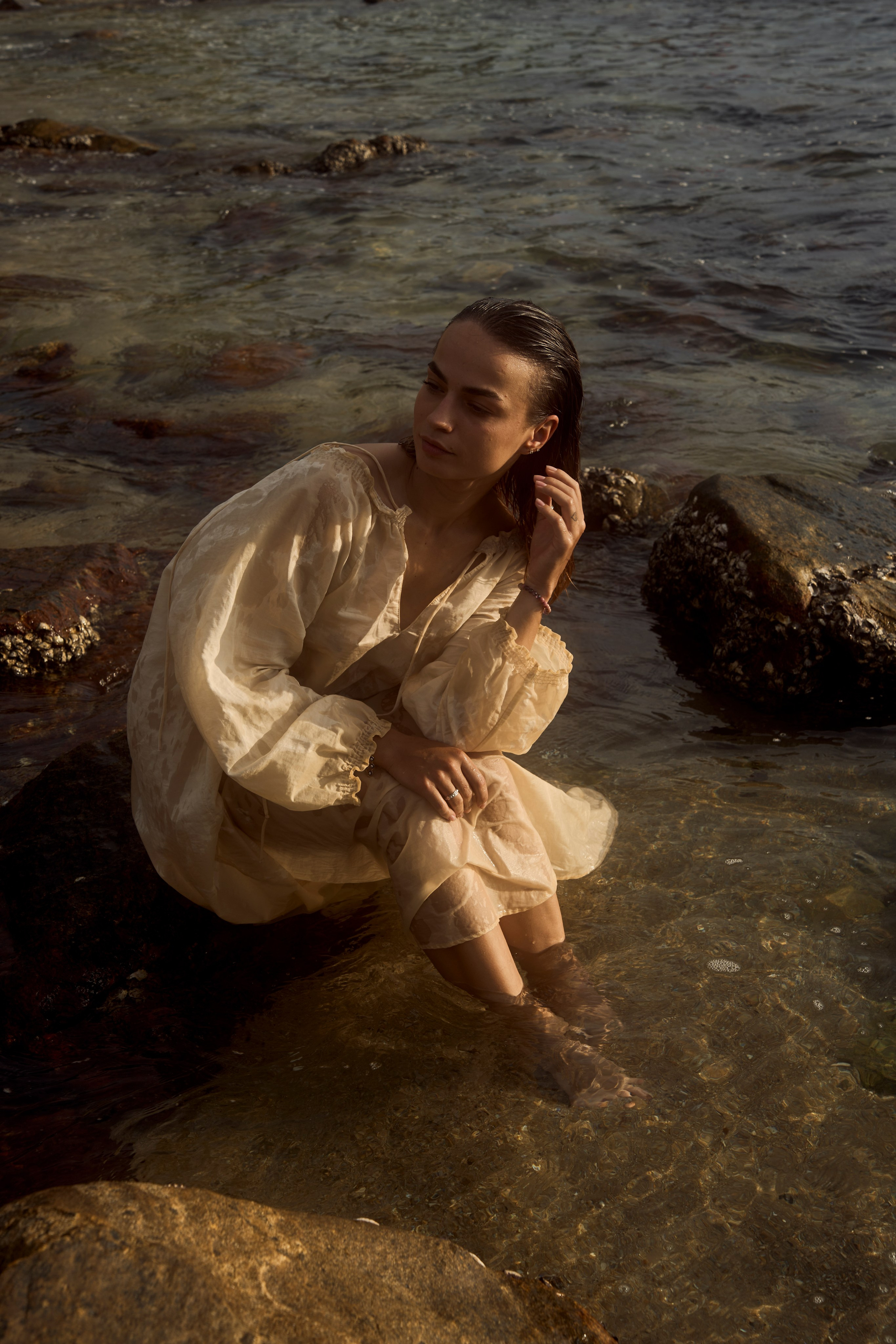 NIKA. Yekaterinburg, Sochi, Istanbul, Tiflis-Bshari Zaana’da fotoğrafçı