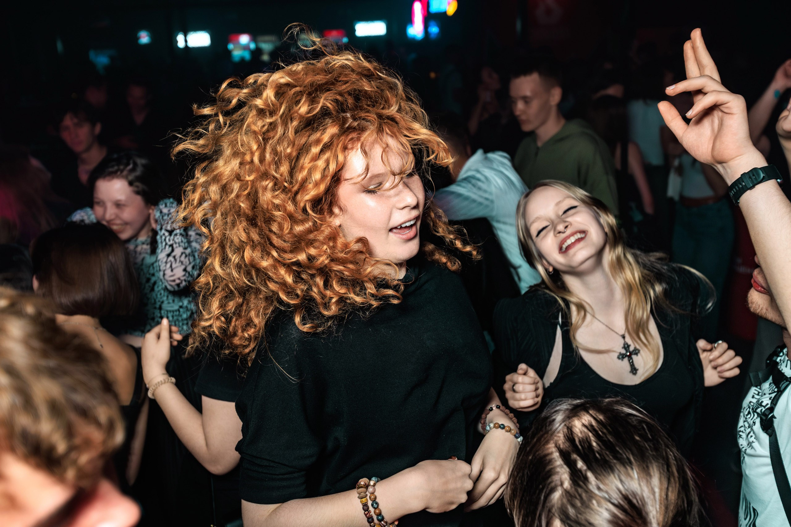 День первокурсника | Свобода. Репортажный фотограф Екатеринбург | Яркий, качественный репортаж | Концерты, клубы, репортаж, праздники, корпоративы