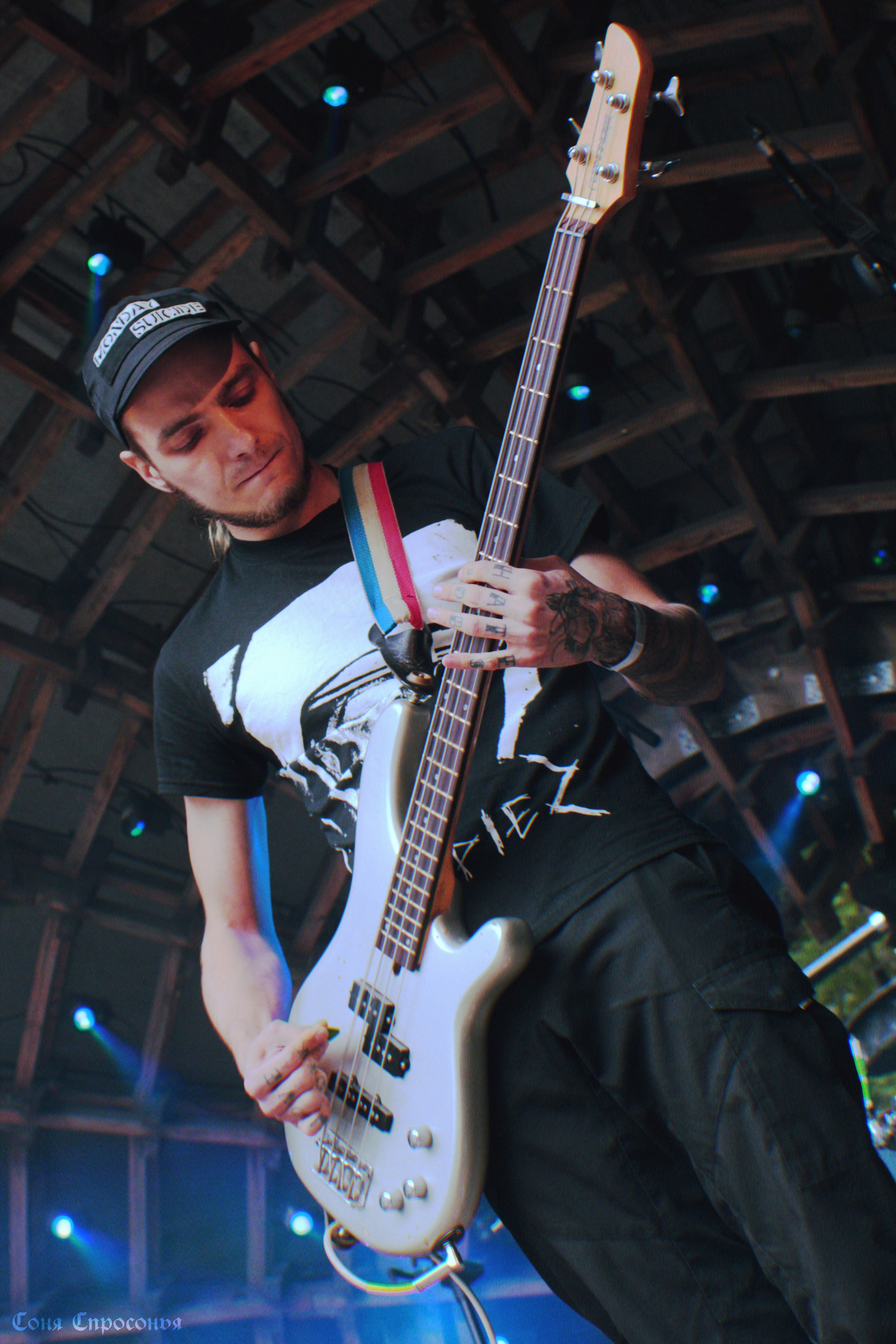 Синестетик 26.08.23. Концертный и портретный фотограф в Москве Соня Спросонья