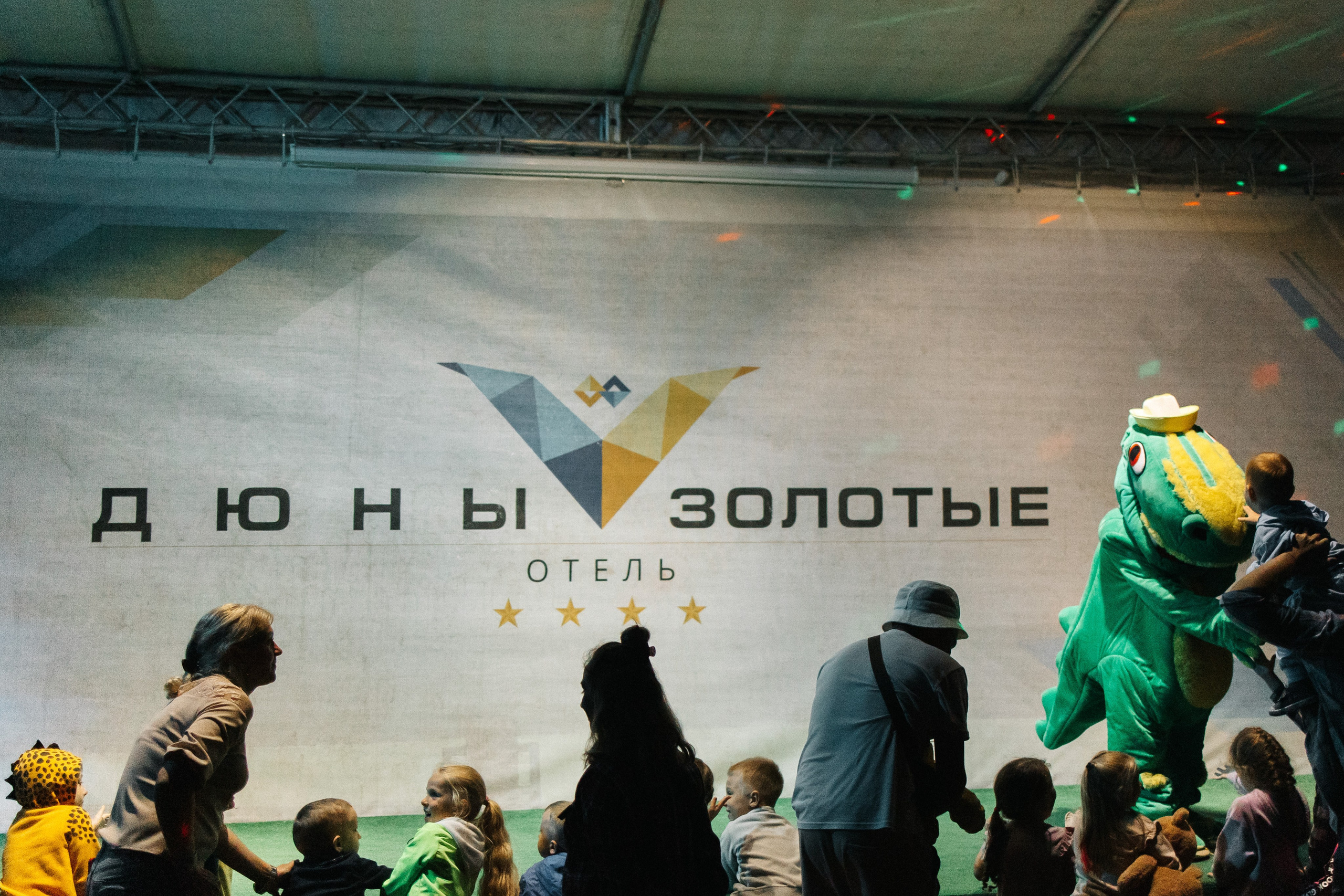 Рекламная съемка Дюны золотые. Профессиональный фотограф Иван Низиенко