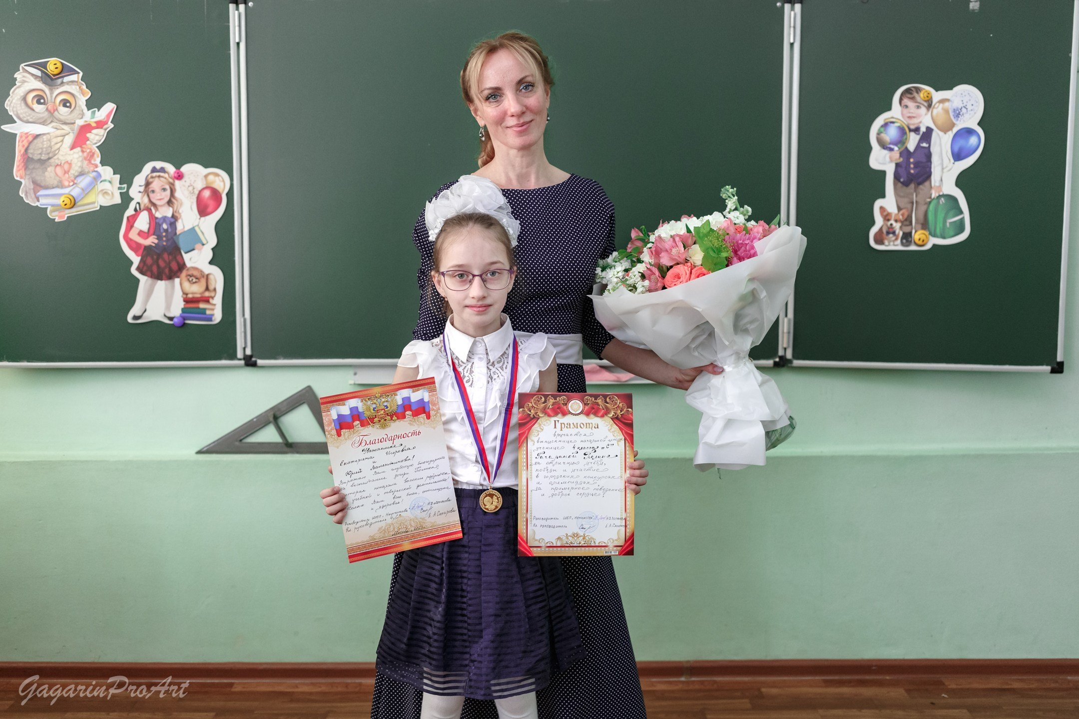 Репортаж в школе на выпускной. Фотограф на выпускной. GagarinProArt