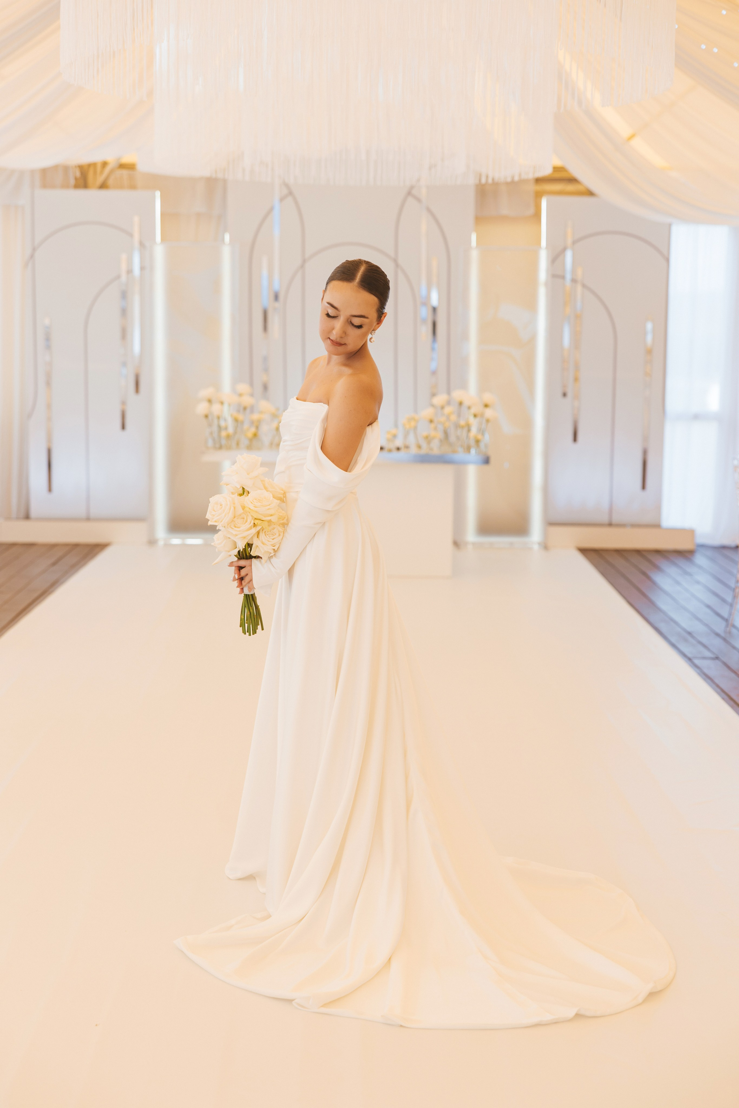 Красивая свадьба в классическом стиле. Организатор Романова Любовь