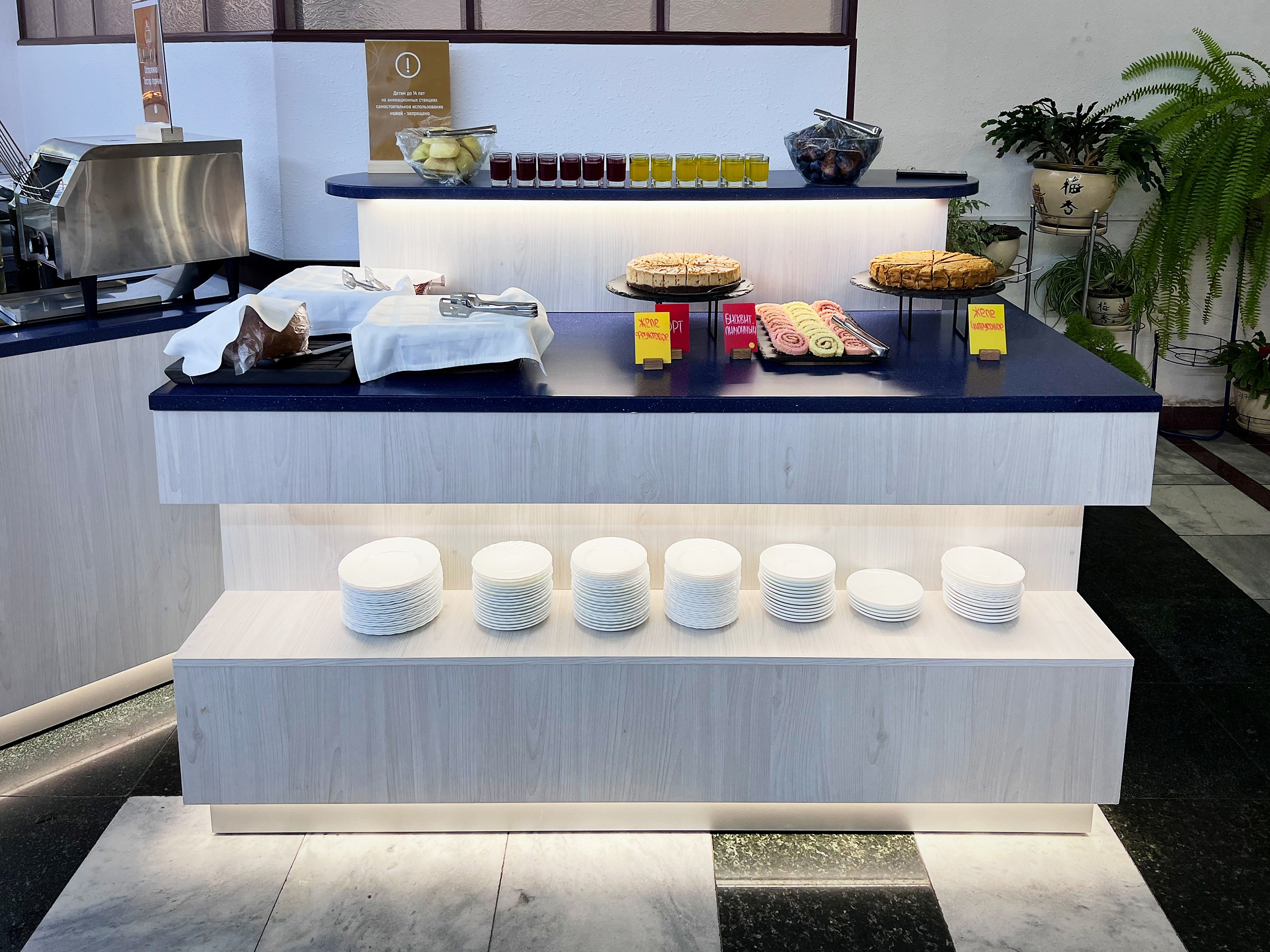 Мебель для бизнеса: Блог о торговом оборудовании на заказ в Москве