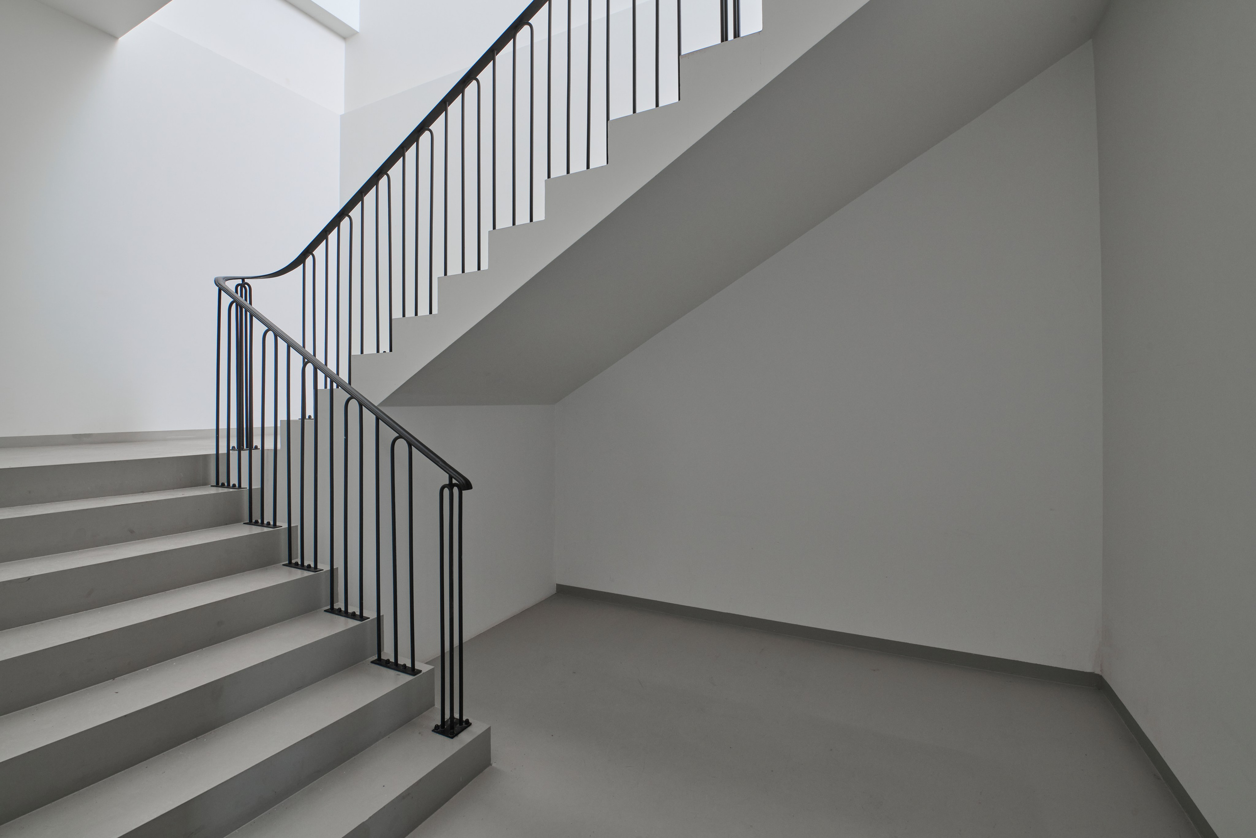 Дом с Атлантами. Фотограф для дизайнеров, застройщиков и бизнеса — интерьеры и архитектура — Свободный Роман в Москве и по России