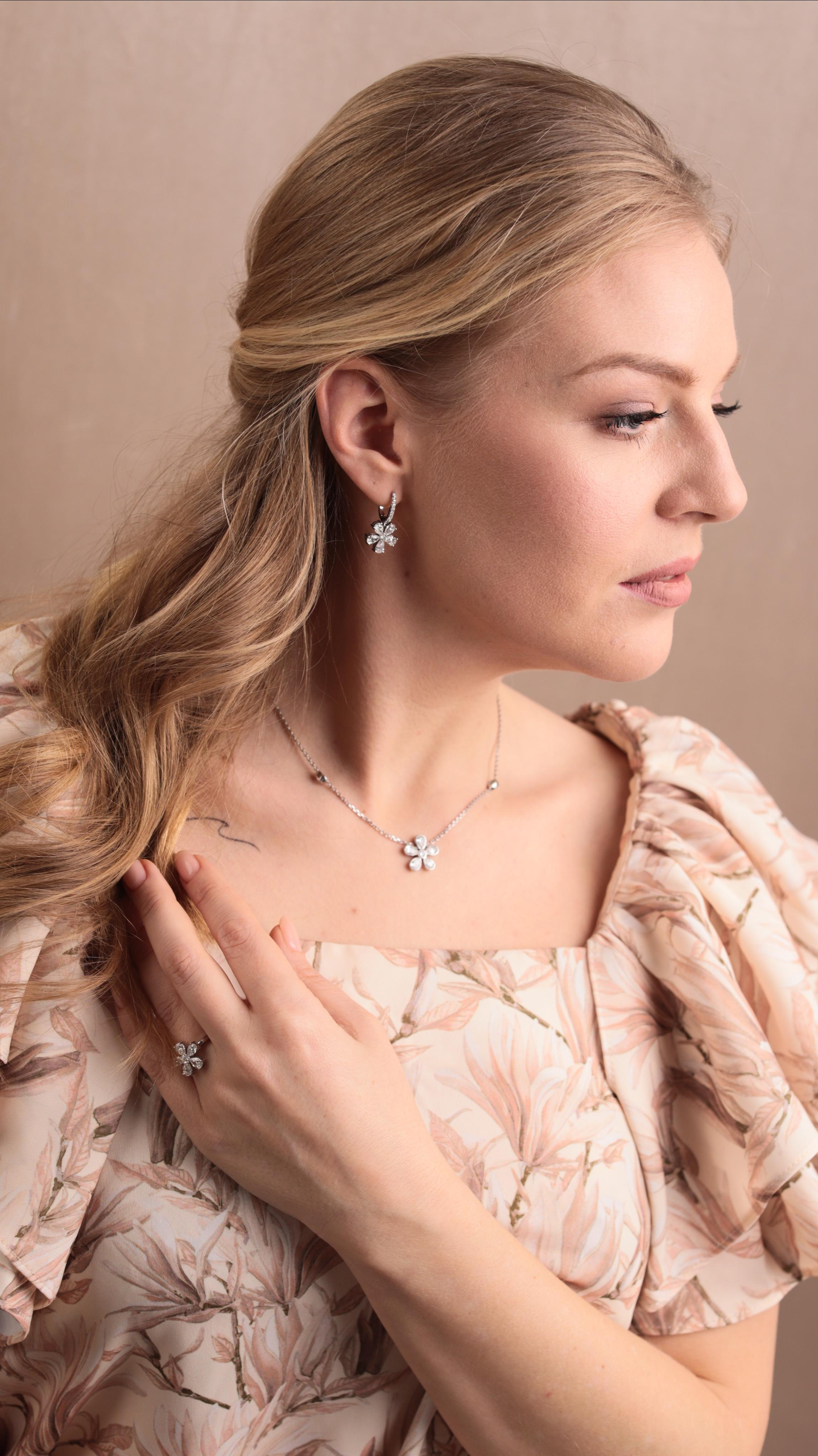 Съемка ювелирных изделий. Фотограф Москва и МО: бизнес и женские портреты, кнотент для соцсетей