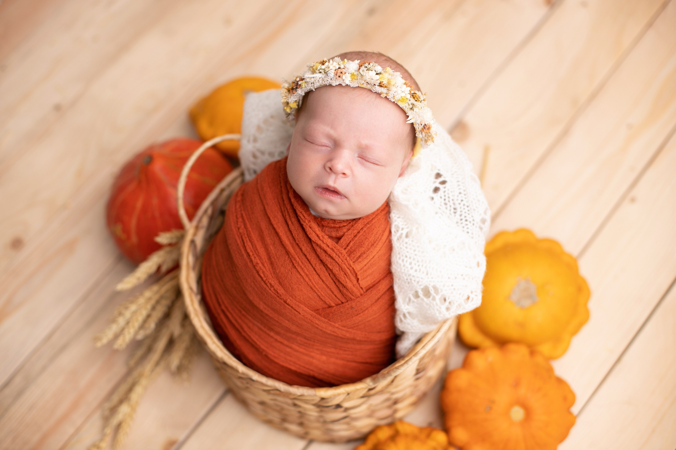 Аня. Фотограф новорожденных в г. Россошь Виктория Нечепуренко