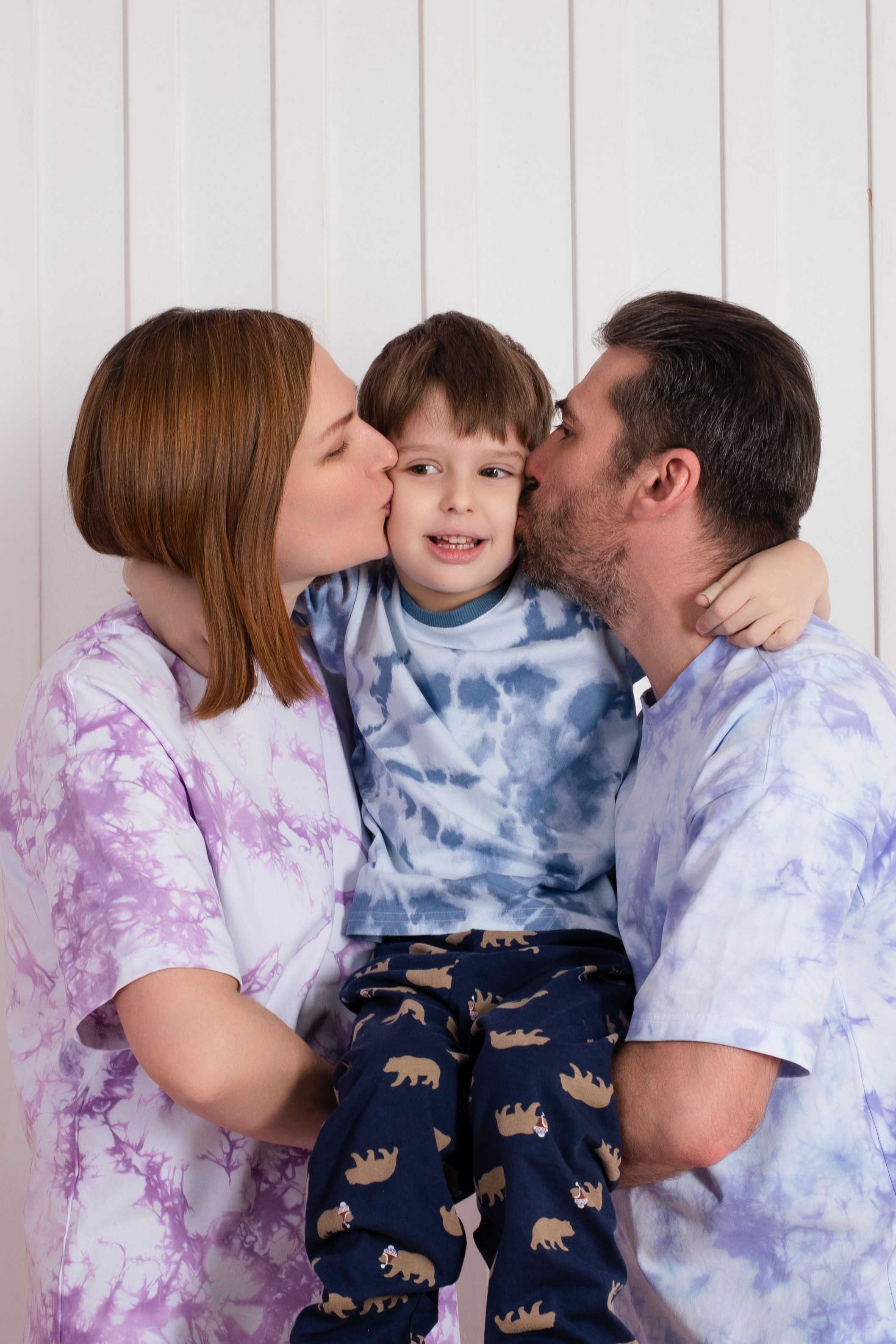 Светлана с семьей. Студийная съемка. Екатерина Бикбаева фотограф, видеограф, медиа-продюсер