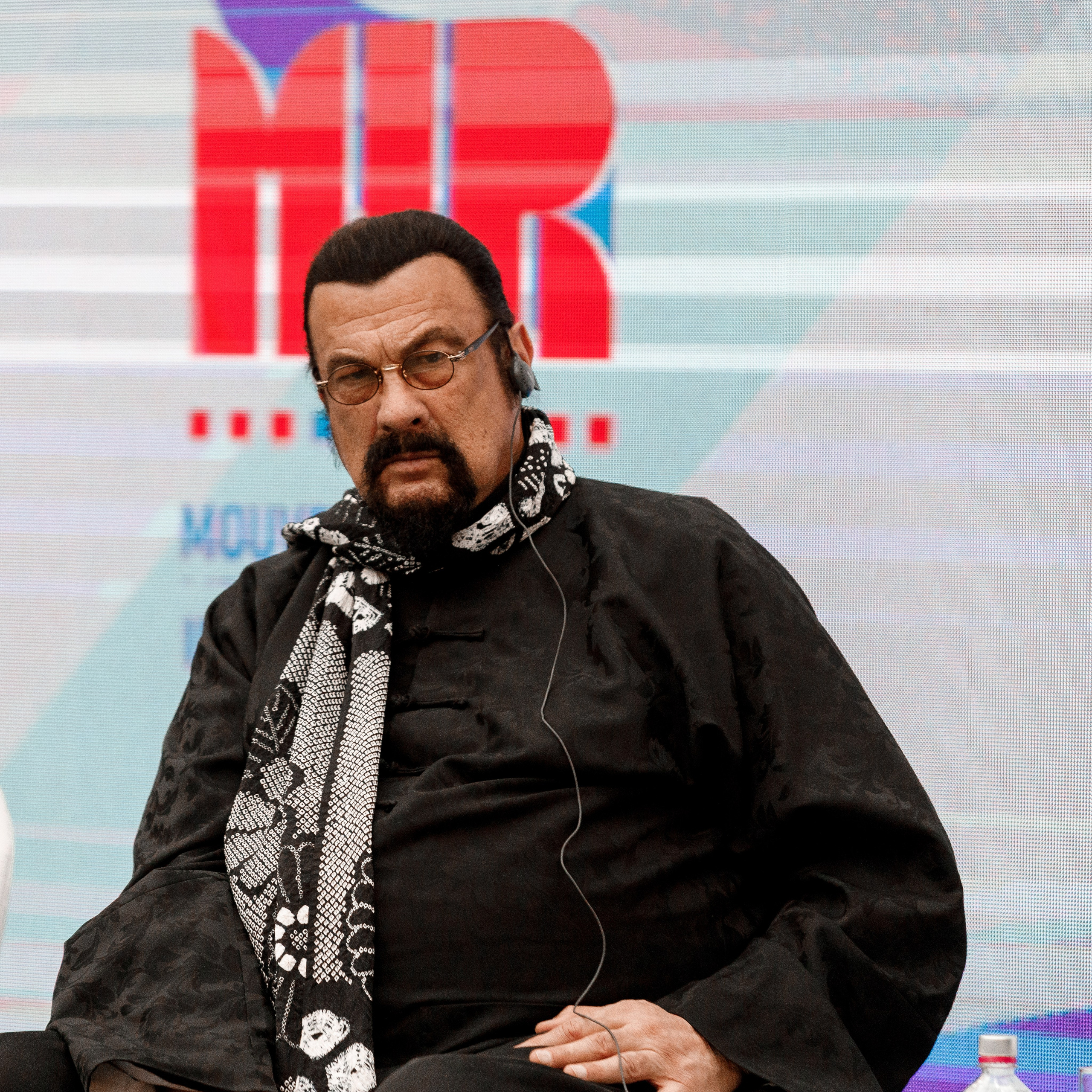 Собрание русофилов. Репортажный фотограф Борис Геер