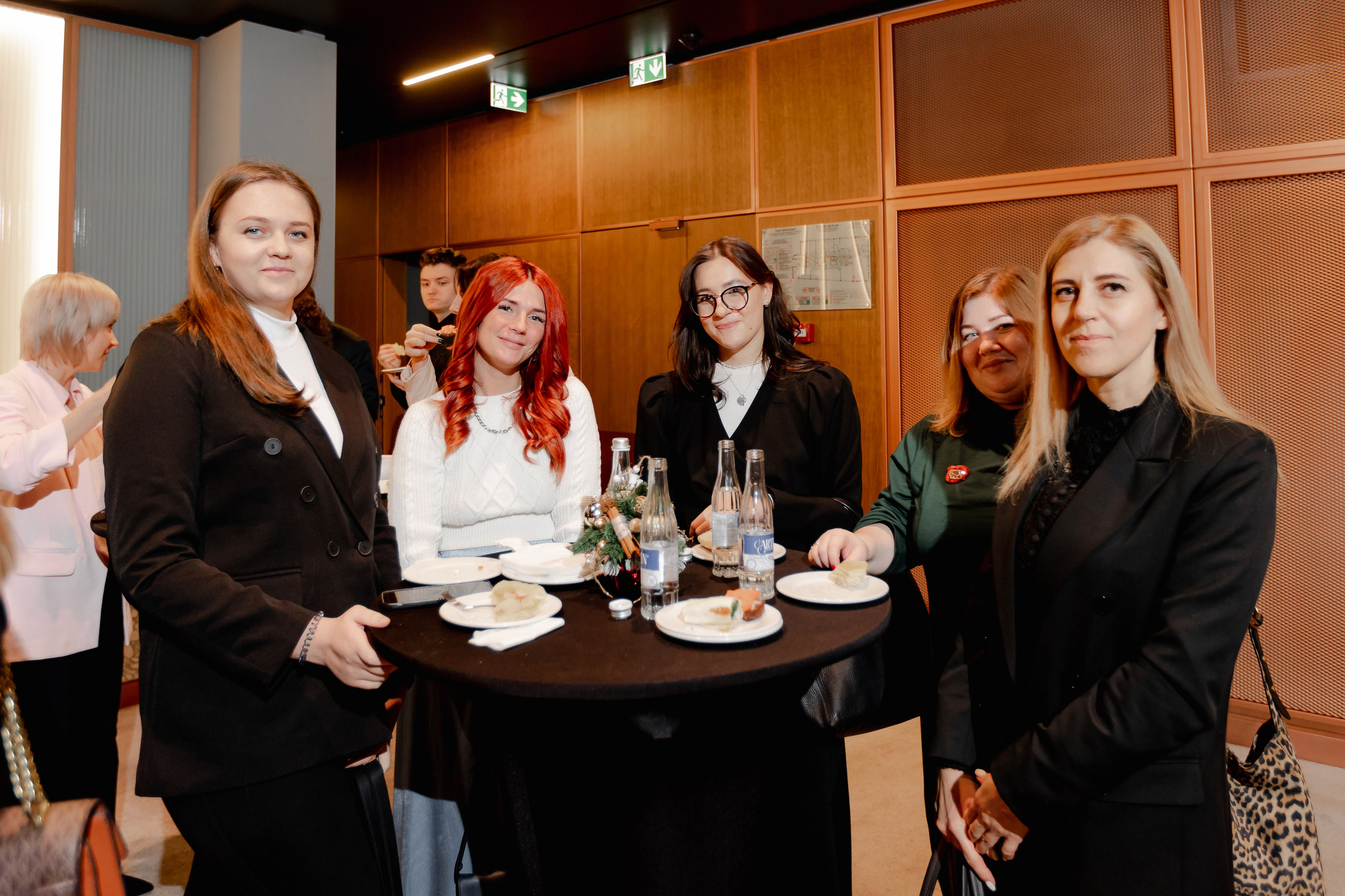 Бизнес конференция. Свадебный и контент фотограф в Москве — Юлия Барно (Баранова)