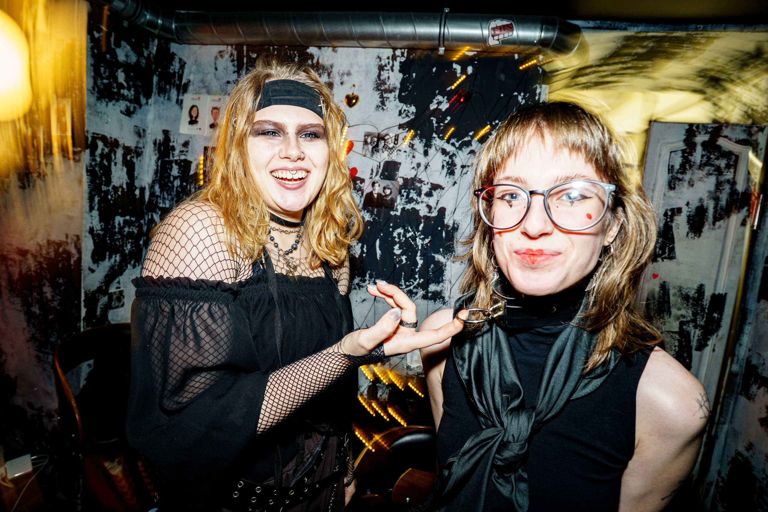 Halloween party. Бар разбитых сердец. Концертный и репортажный фотограф в Санкт-Петербурге Слава Пахомов