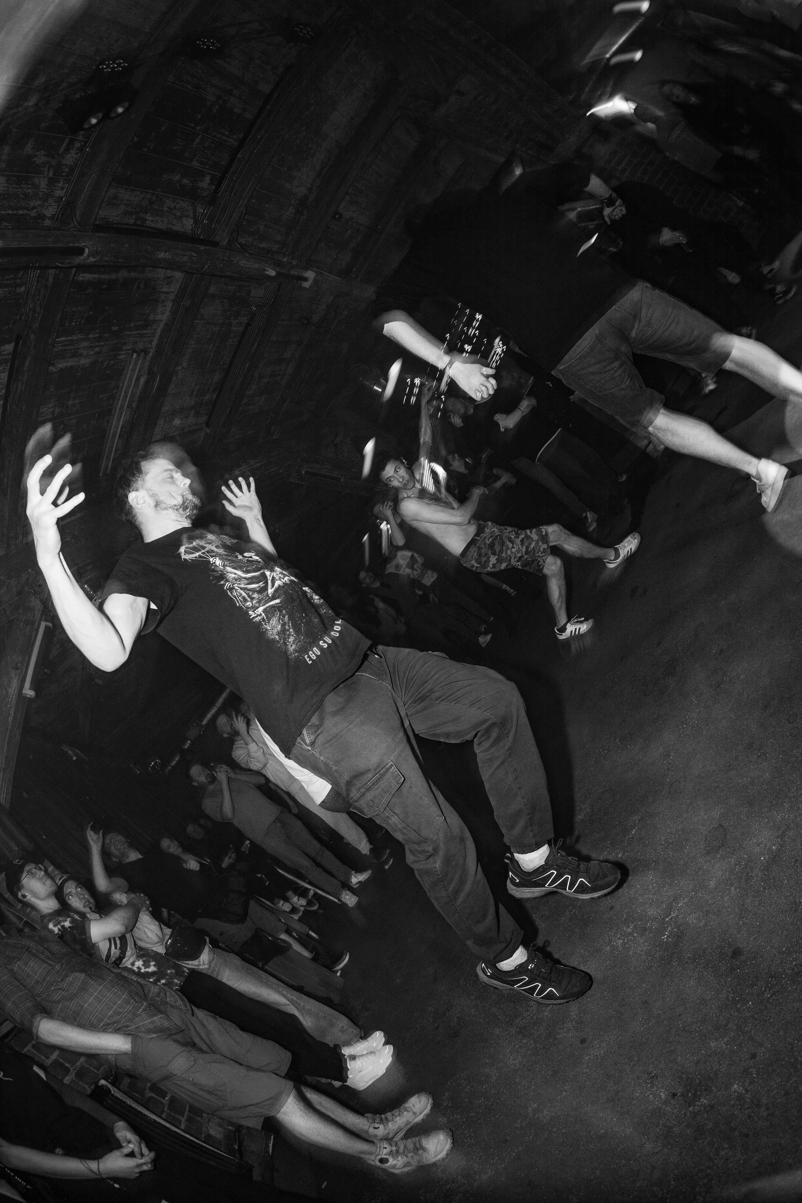 ОМУТ ГИГ|Zoccolo 2.0. Концертный и репортажный фотограф в Санкт-Петербурге Слава Пахомов