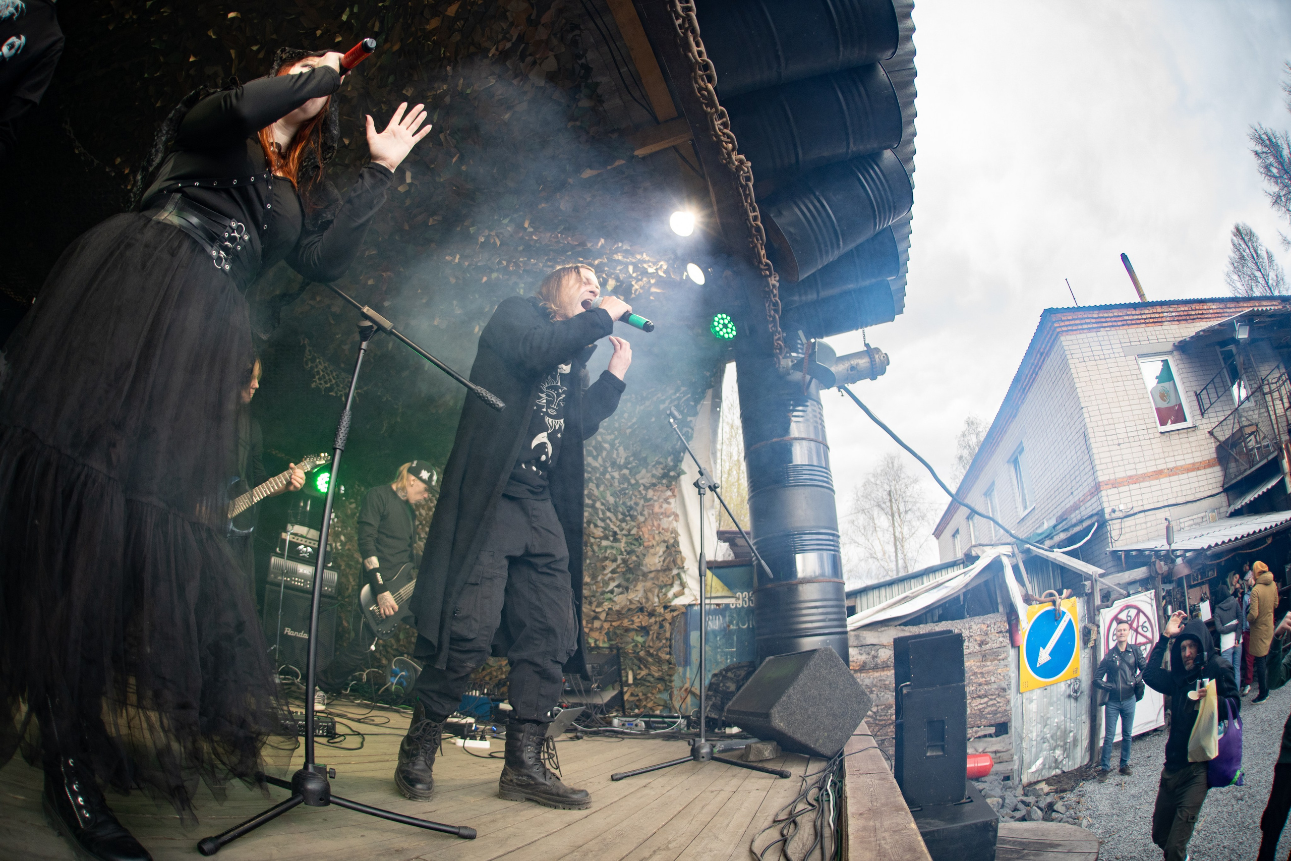 Фестиваль «ПОСРЕДИ КЛАДБИЩ И БОЛОТ»|Архангельск. Концертный и репортажный фотограф в Санкт-Петербурге Слава Пахомов