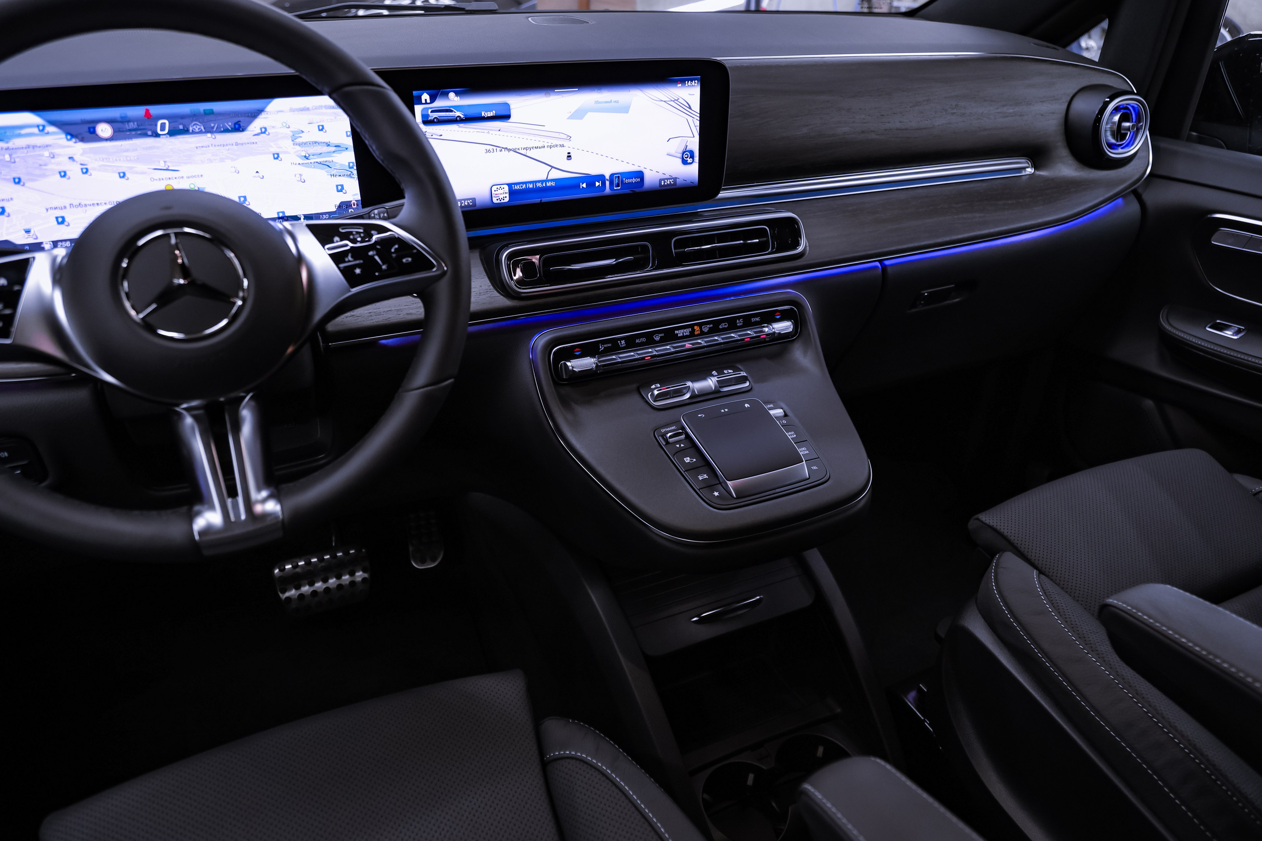 2024 MERCEDES BENZ V 300 d 4MATIC. Mixturecaptures