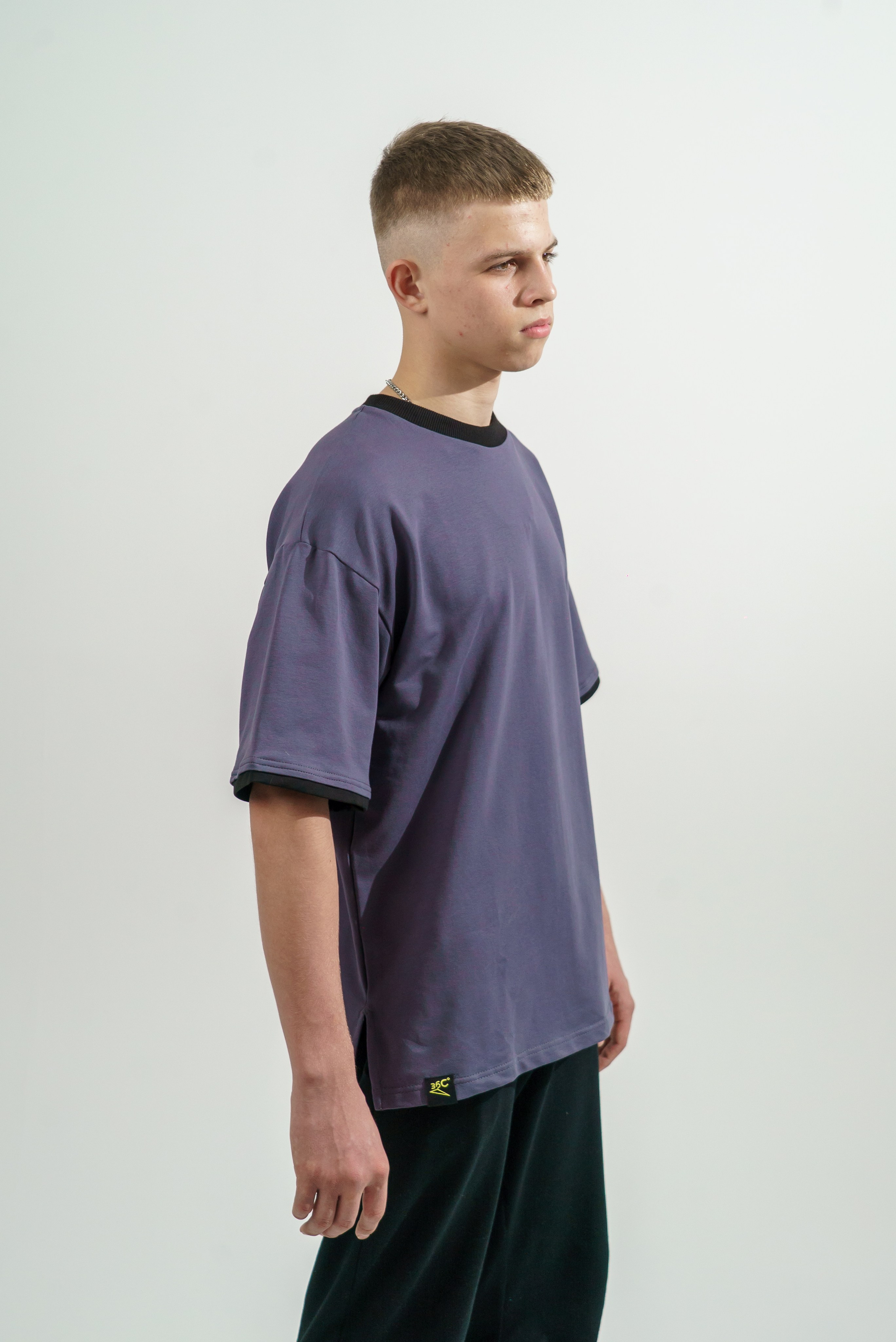 Предметная фотосъемка одежды для Wildberries и Ozon — бренды Краснодара. Фото и видеосъемка одежды для маркетплейсов Ozon, Wildberries. Шедевры для Вас! Фотограф и Видеограф в Краснодаре Пахиев Руслан