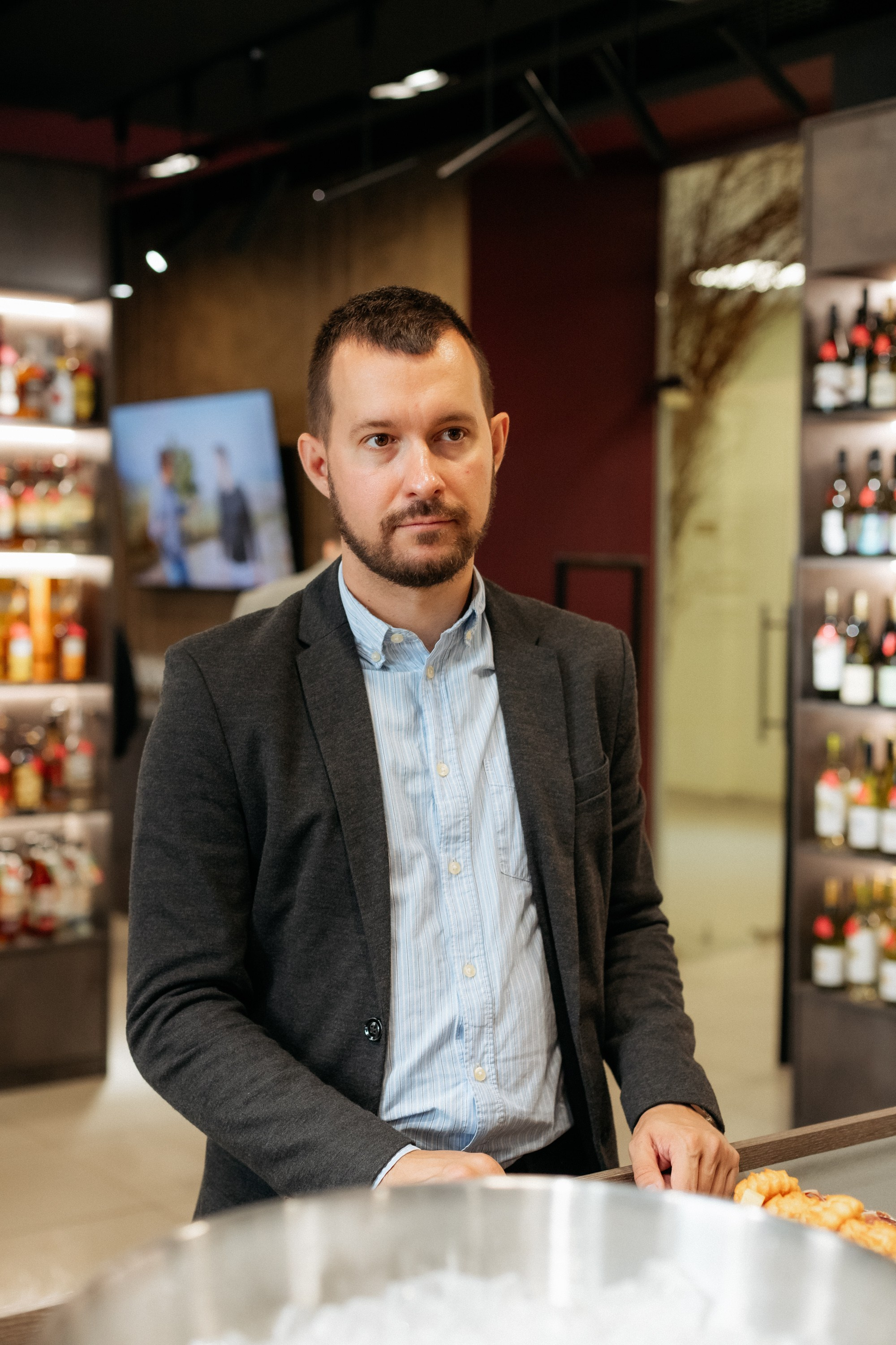 BY SIMPLE ВИНОТЕКА — ОТКРЫТИЕ. СВОИ. ФОТООТЧЕТЫ-СОБЫТИЯ-МЕСТА