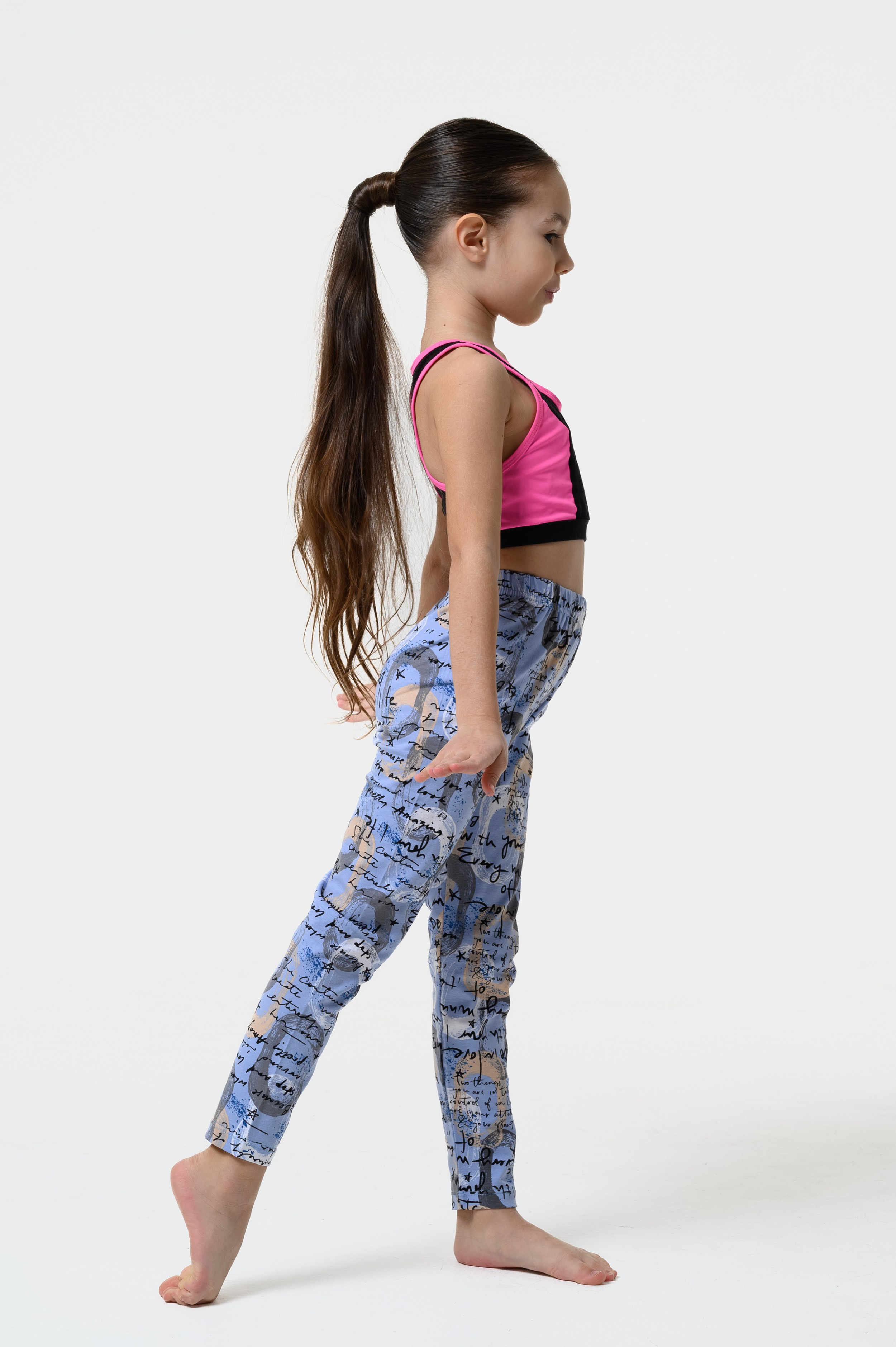 Фотография леггинсов на модели, по требованиям маркетплейсов