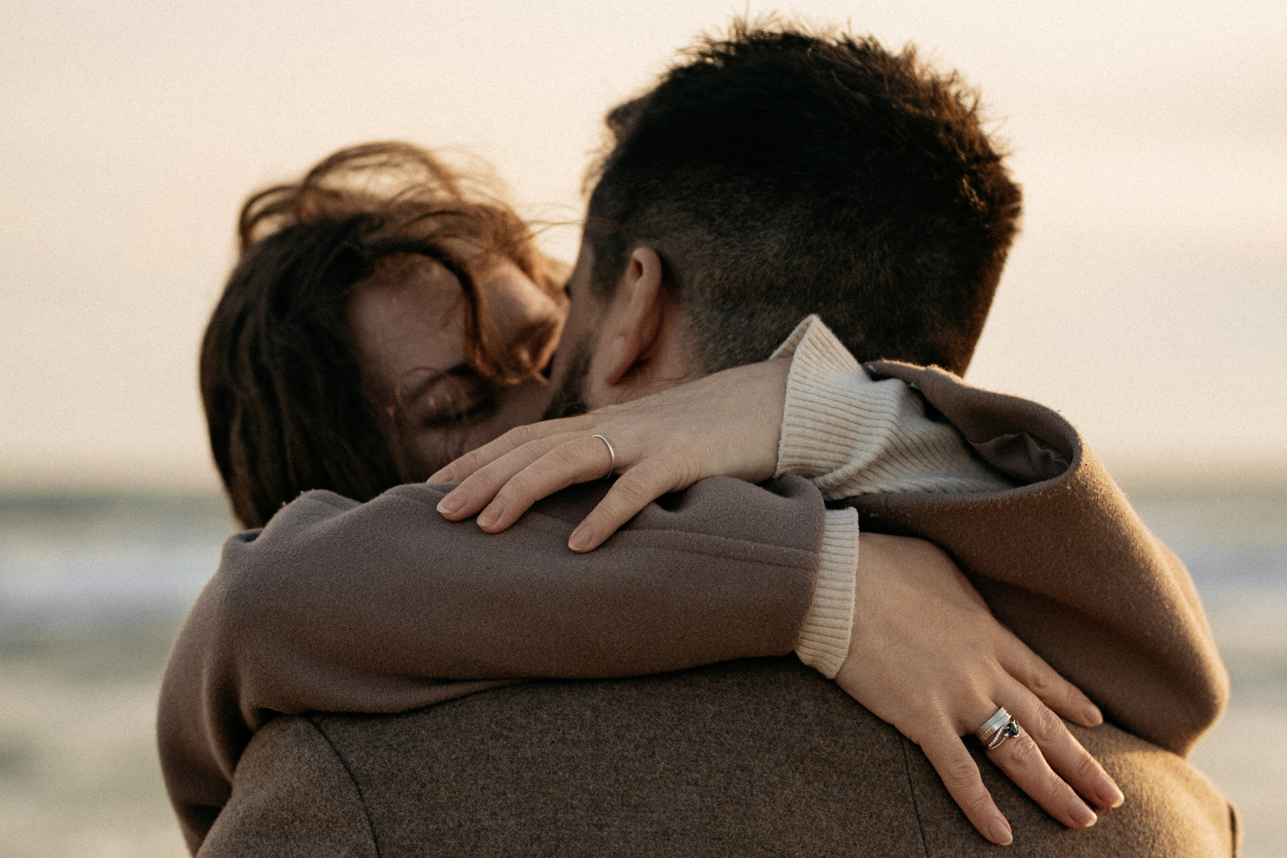 Романтическое предложение в барханах Анапы — фотосессия пары, love story у Черного моря, заказать фотосессию