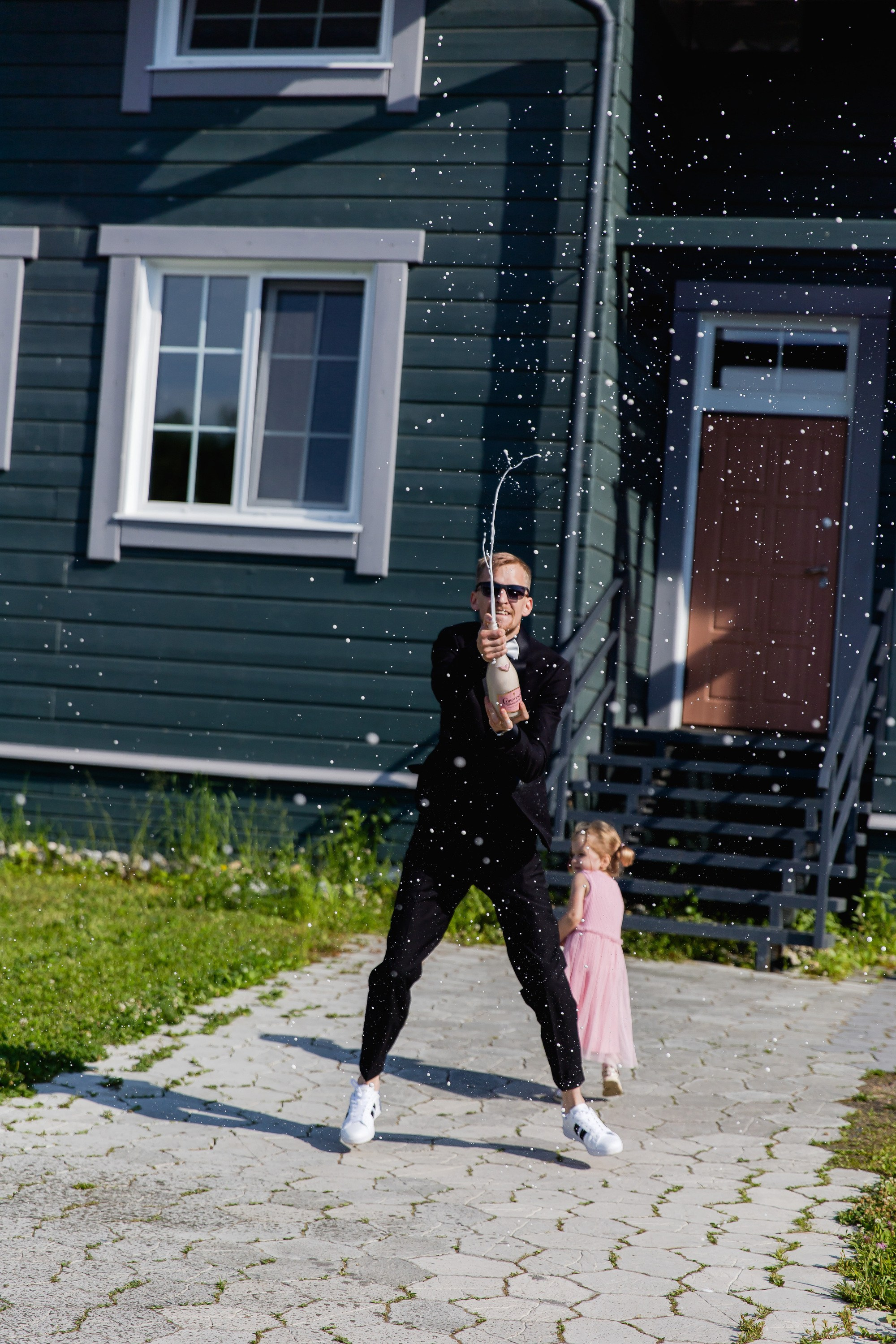 Малиновый фейерверк эмоций. Свадебный фотограф в Томске | Александр Овчаренко