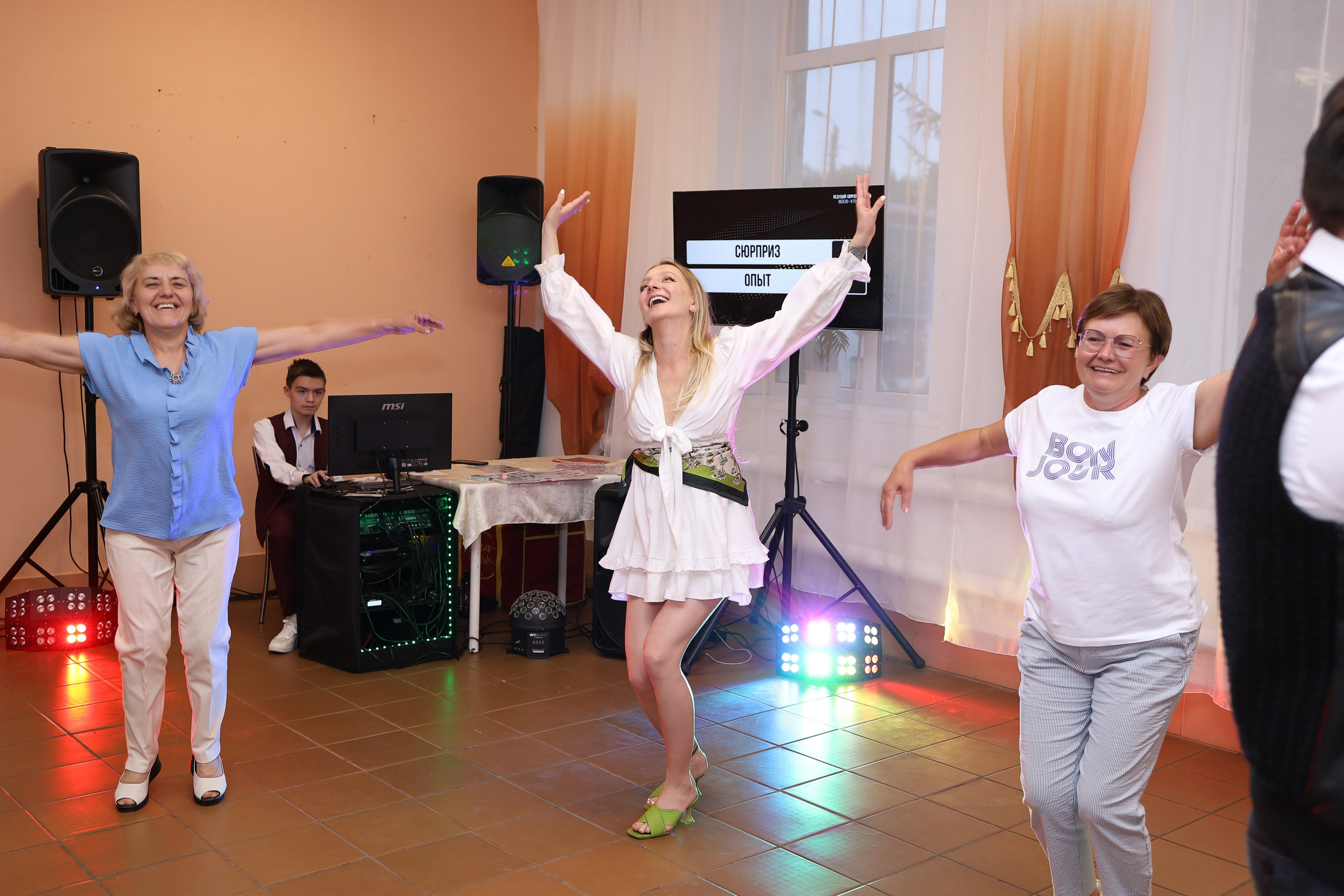 Ведущий на Юбилей в Туле!. НаВеселе…)) Тамада (Ведущий) в Туле! Юбилеи, Свадьбы, Корпоративы! Ростовые куклы! И всё необходимое для Вашего Праздника!